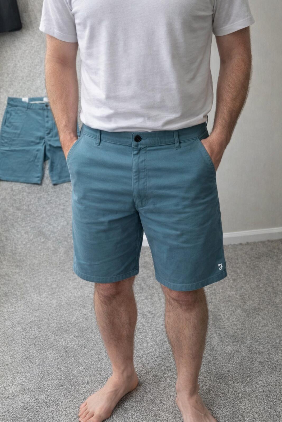 Farah men’s blue chino shorts, size 40” waist