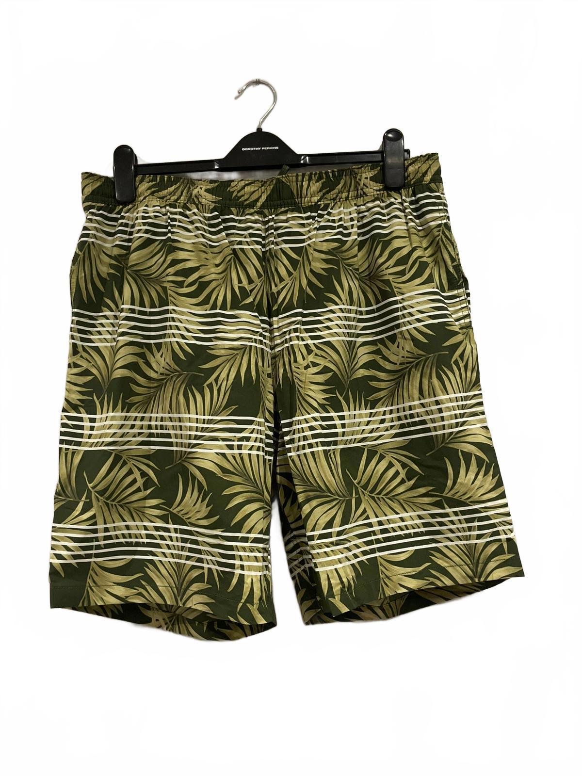 Kirkland men’s green patterned swim shorts, size XL