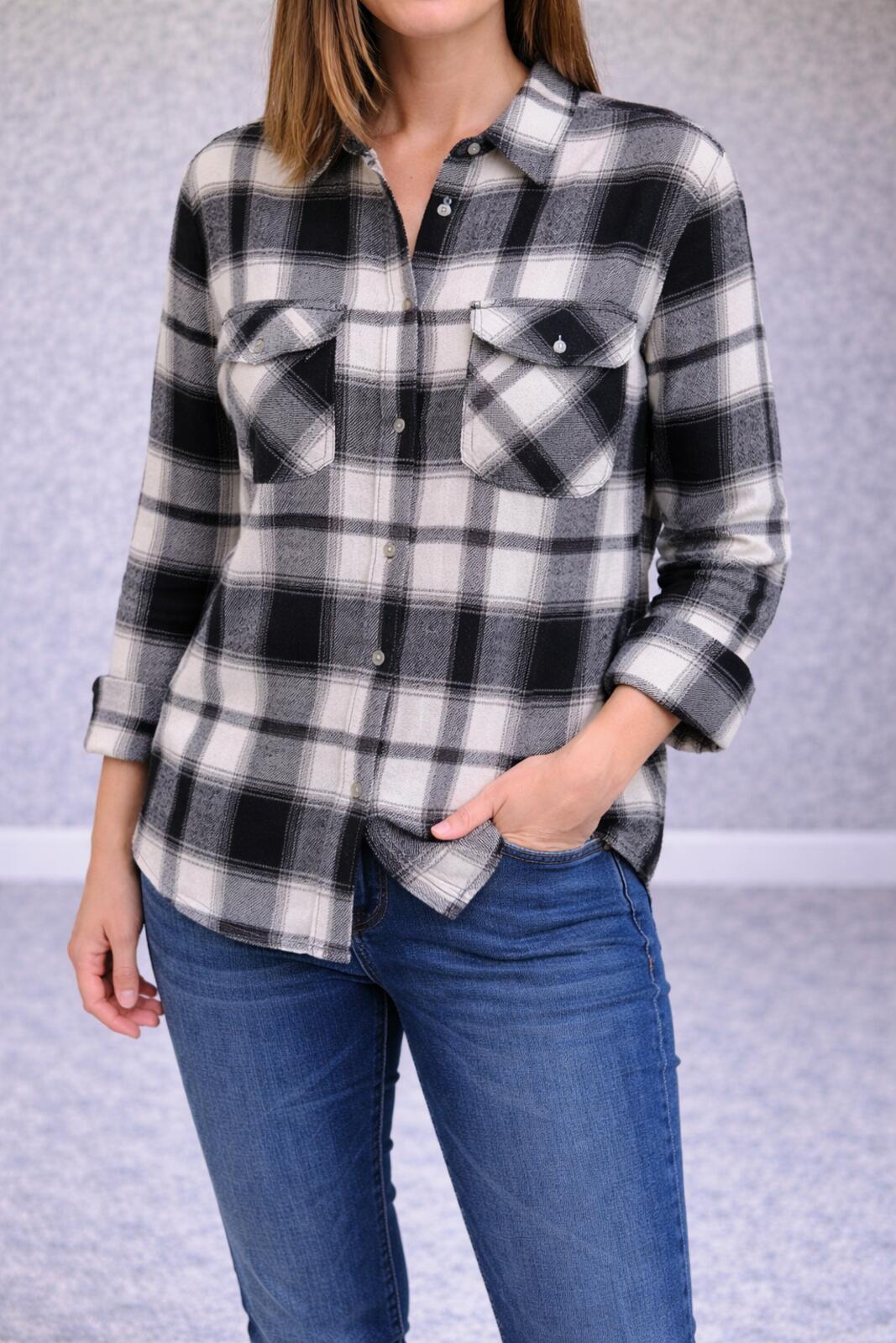 Ladies soft feel black check shirt, size medium