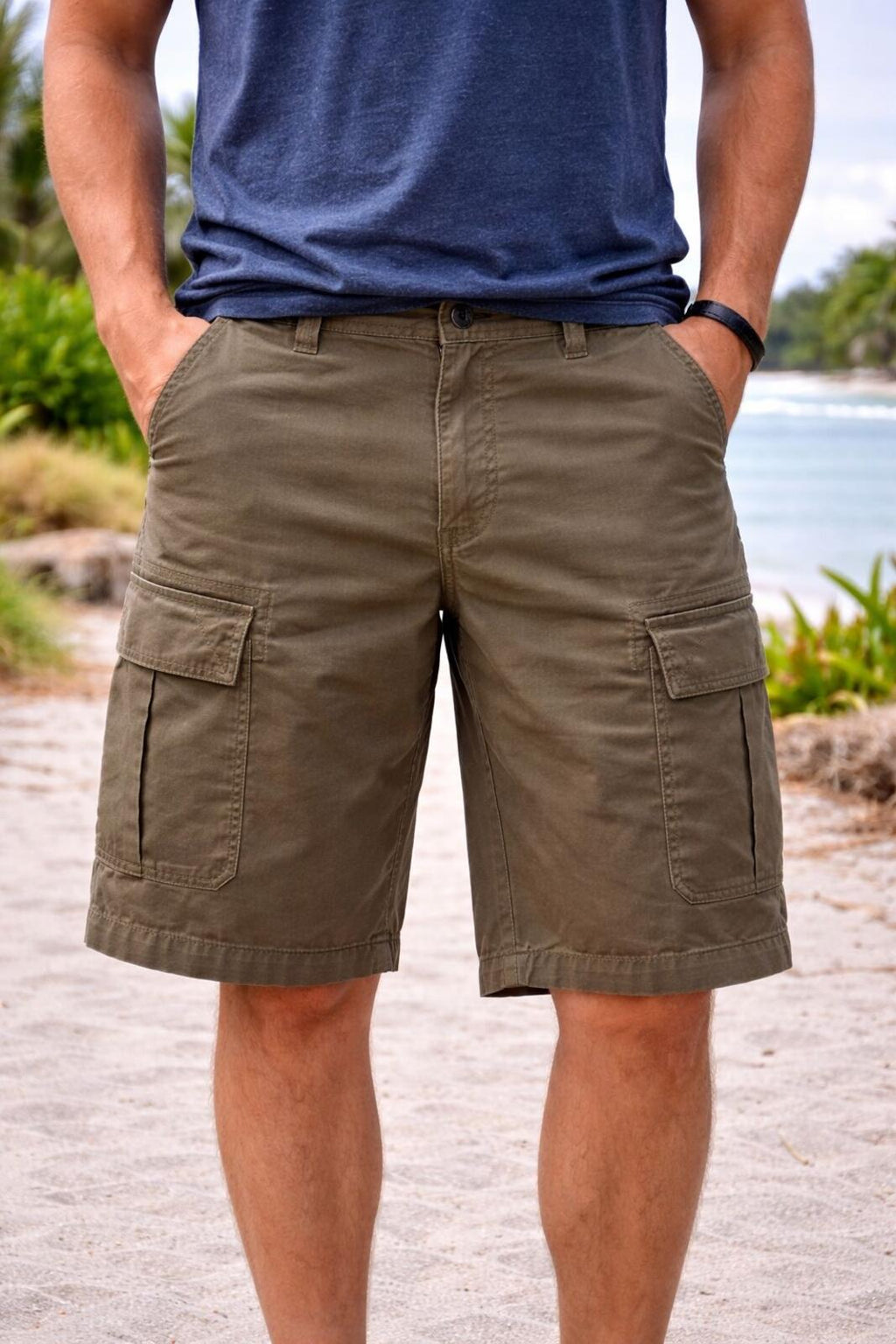 Unionbay Green cargo shorts, size 32” waist