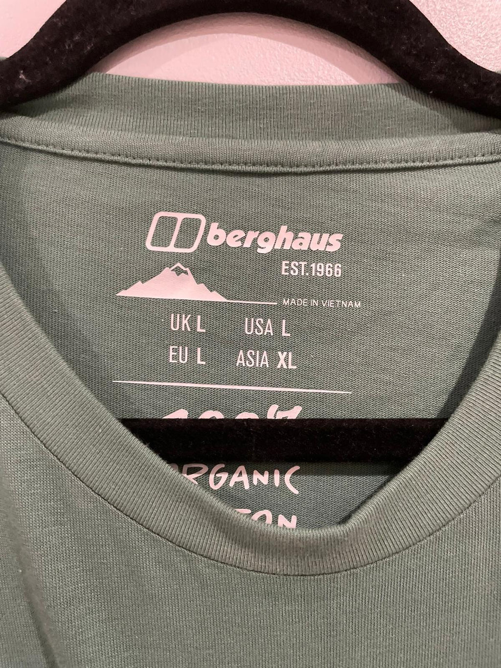 Berghaus Green classic logo t-shirt, size large