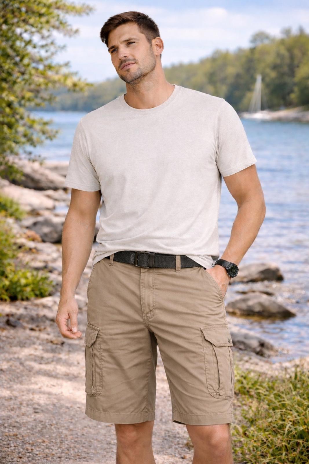 Unionbay tan cargo shorts, size 40” waist