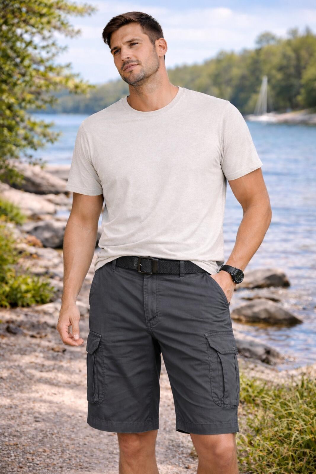 Unionbay grey cargo shorts, size 34” waist