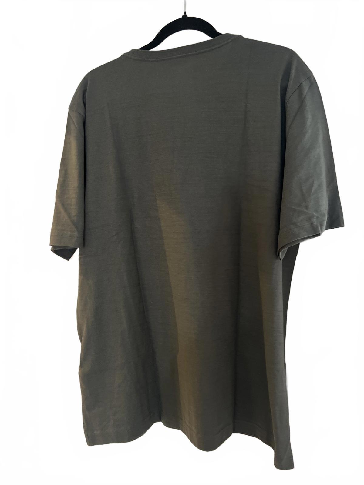Kirkland men’s charcoal cotton t-shirt, size XL