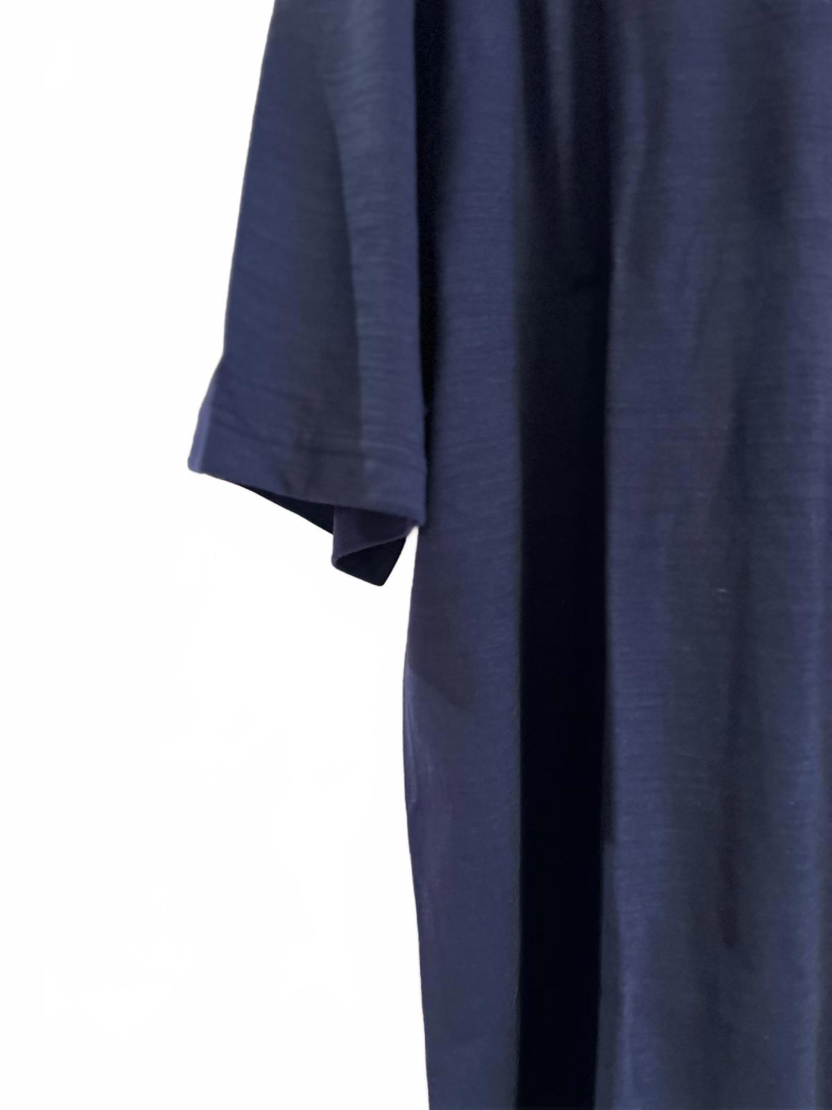Kirkland navy t-shirt, size XXL