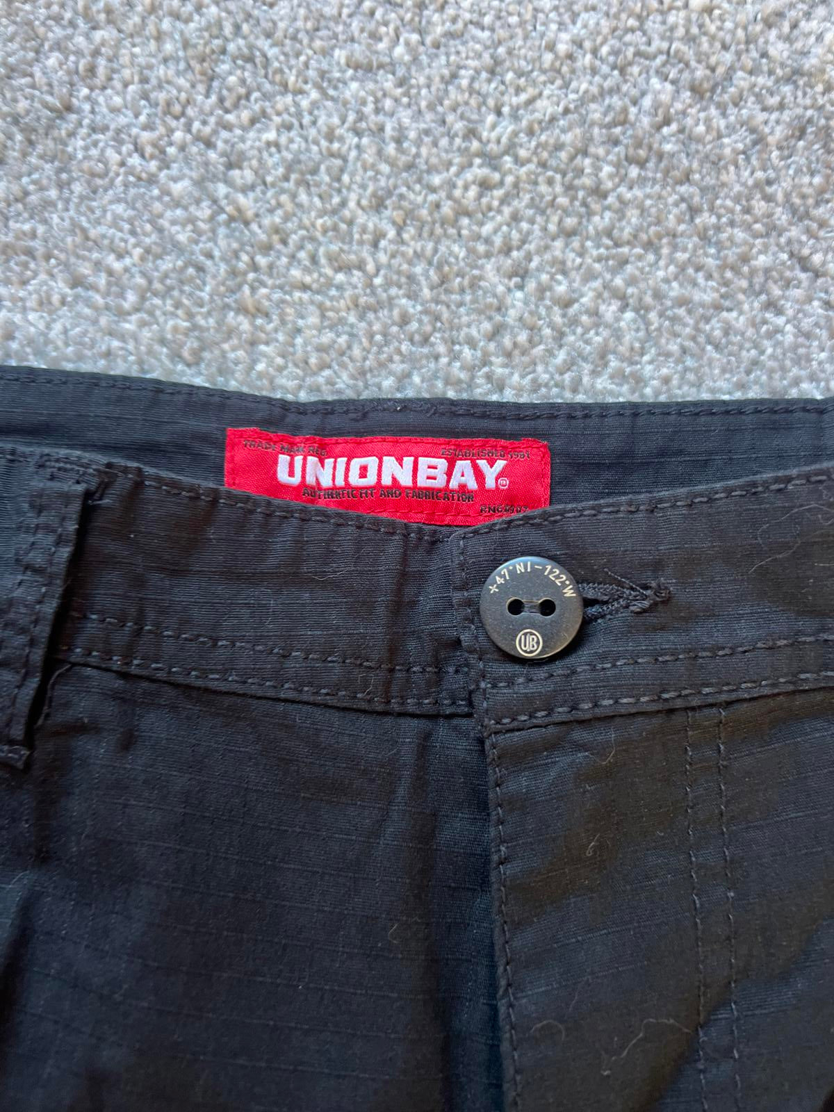Unionbay black cargo shorts, size 34” waist
