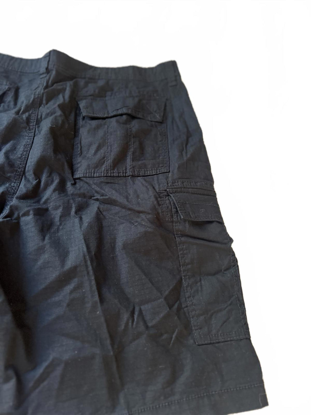 Unionbay black cargo shorts, size 40” waist
