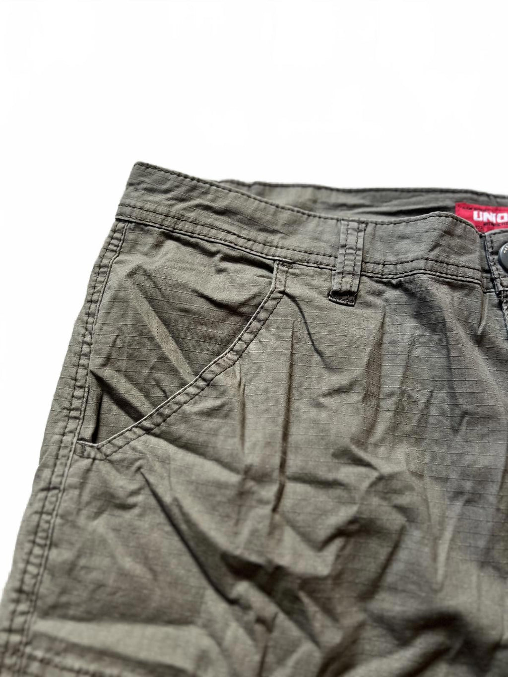 Unionbay Green cargo shorts, size 38” waist