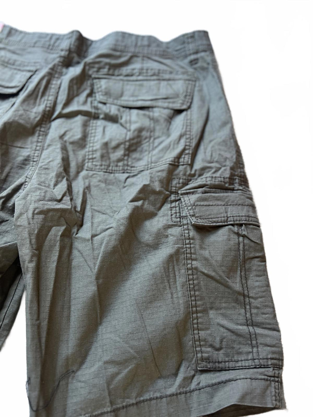 Unionbay Green cargo shorts, size 36” waist