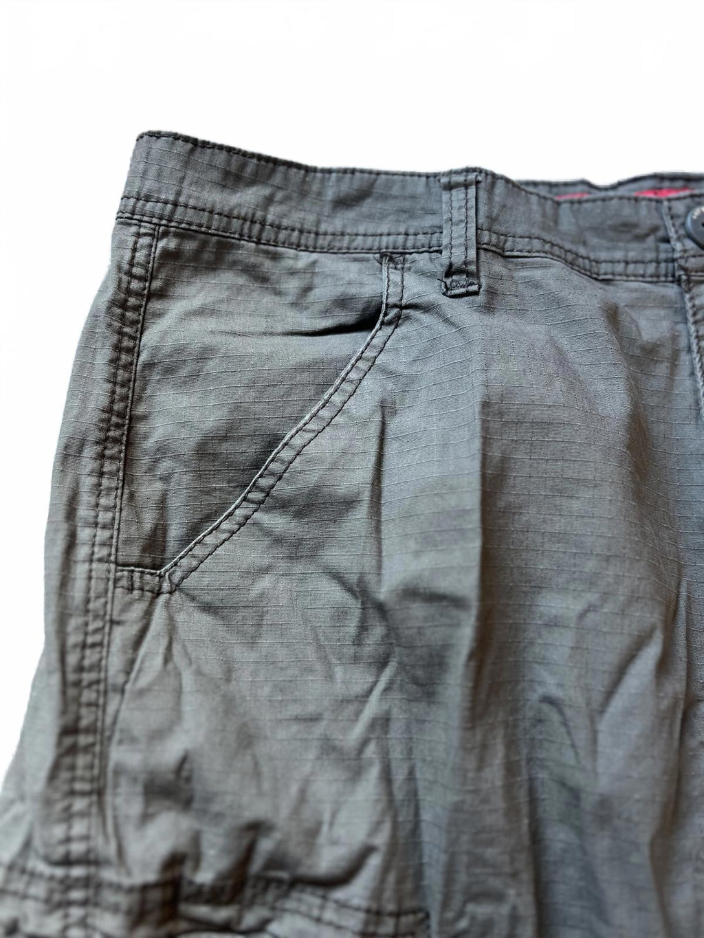 Unionbay Green cargo shorts, size 36” waist