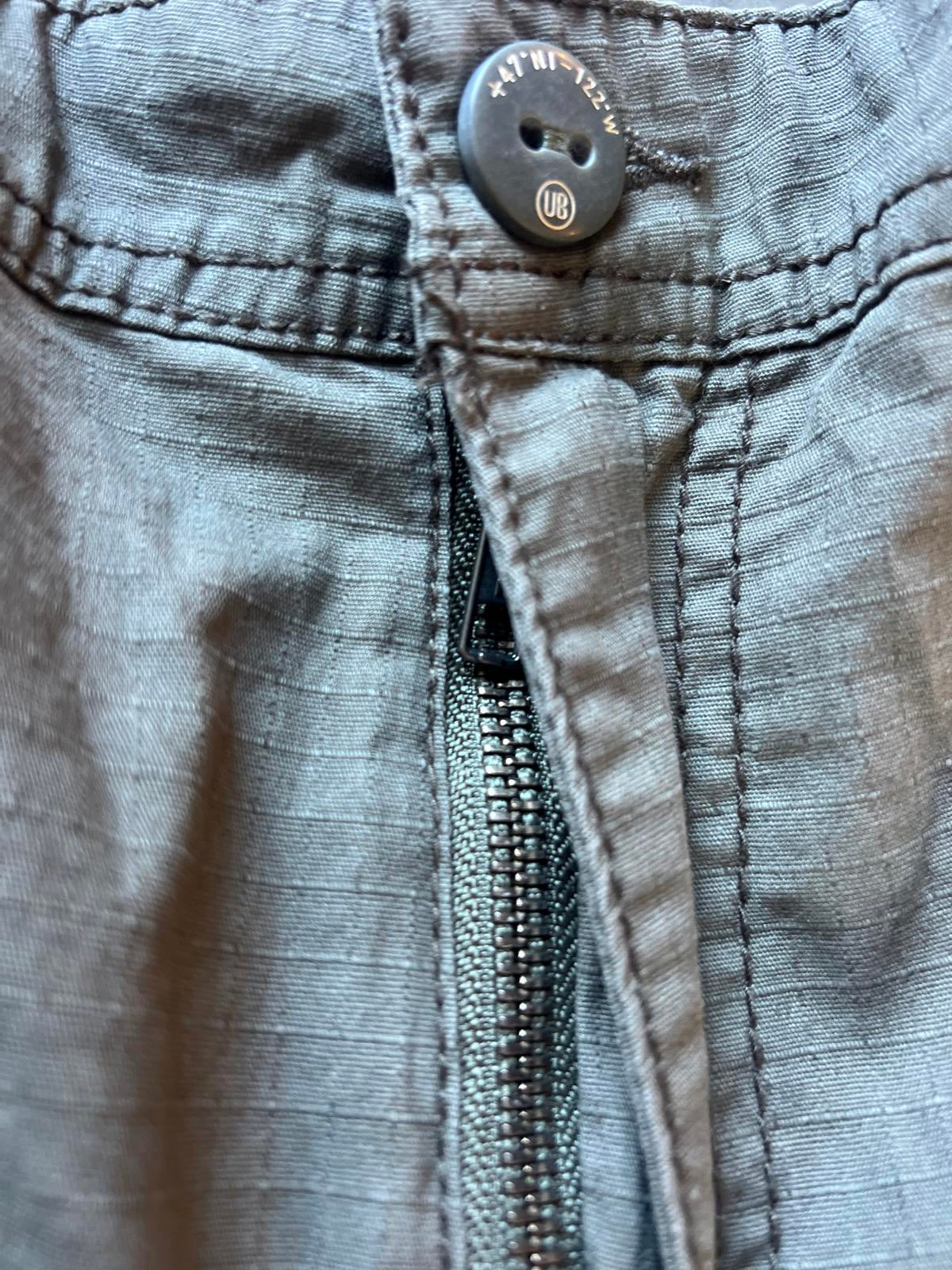 Unionbay Green cargo shorts, size 36” waist