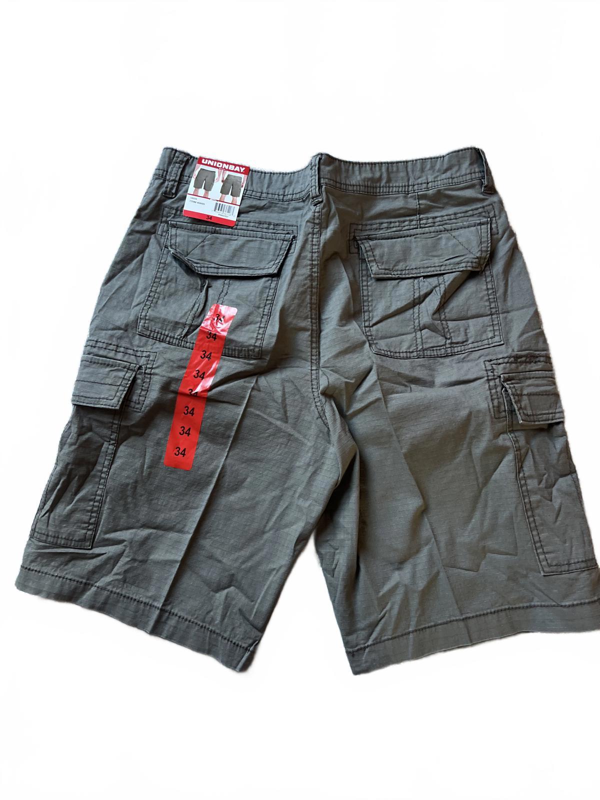 Unionbay Green cargo shorts, size 34” waist