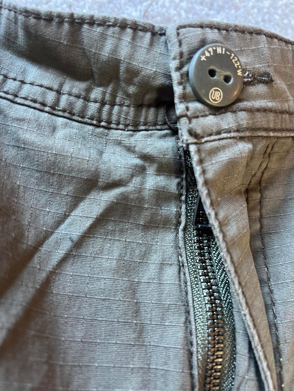 Unionbay Green cargo shorts, size 34” waist