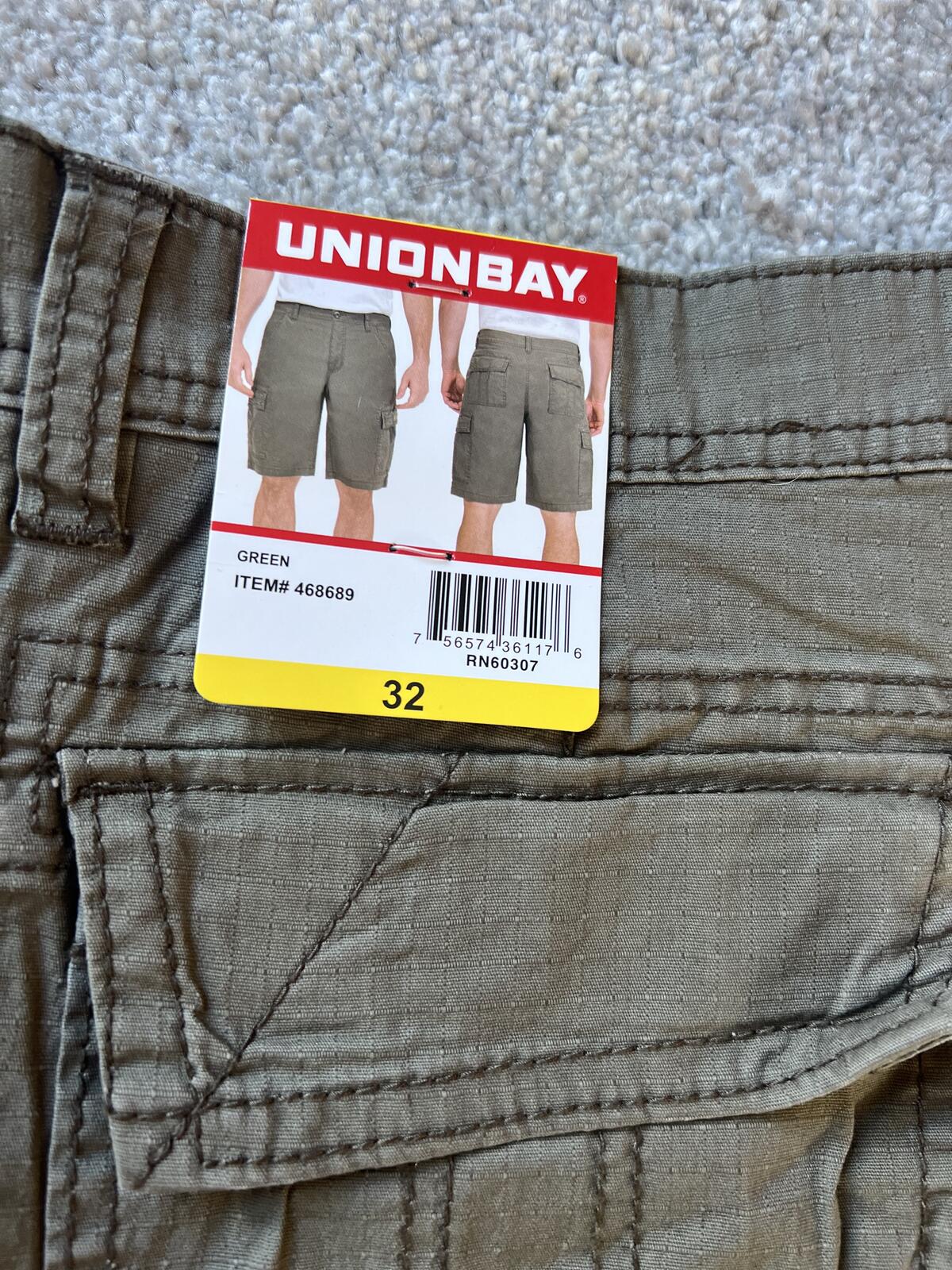 Unionbay Green cargo shorts, size 32” waist