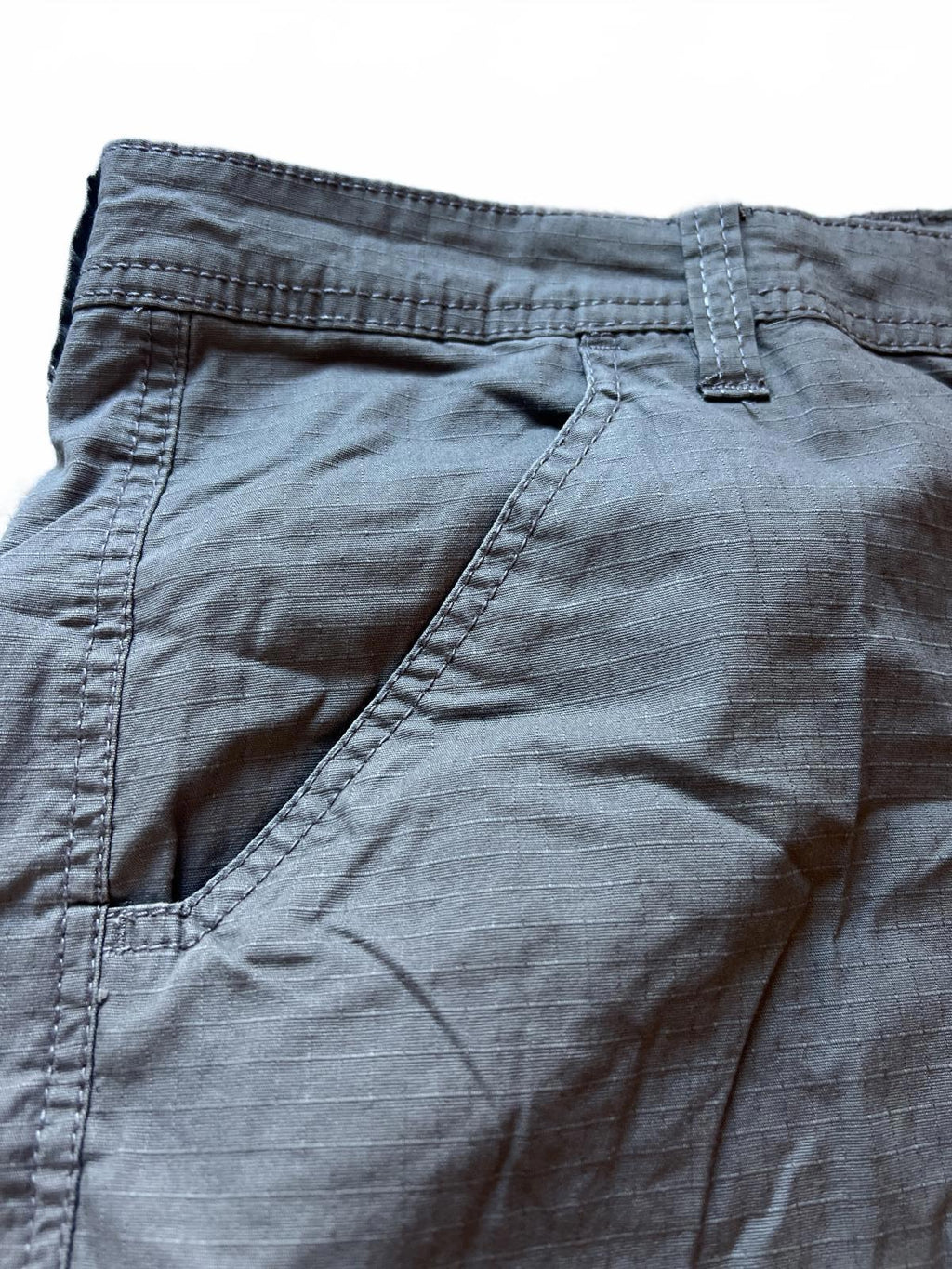 Unionbay grey cargo shorts, size 36” waist