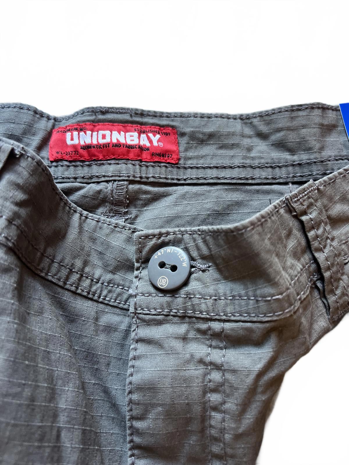 Unionbay grey cargo shorts, size 36” waist