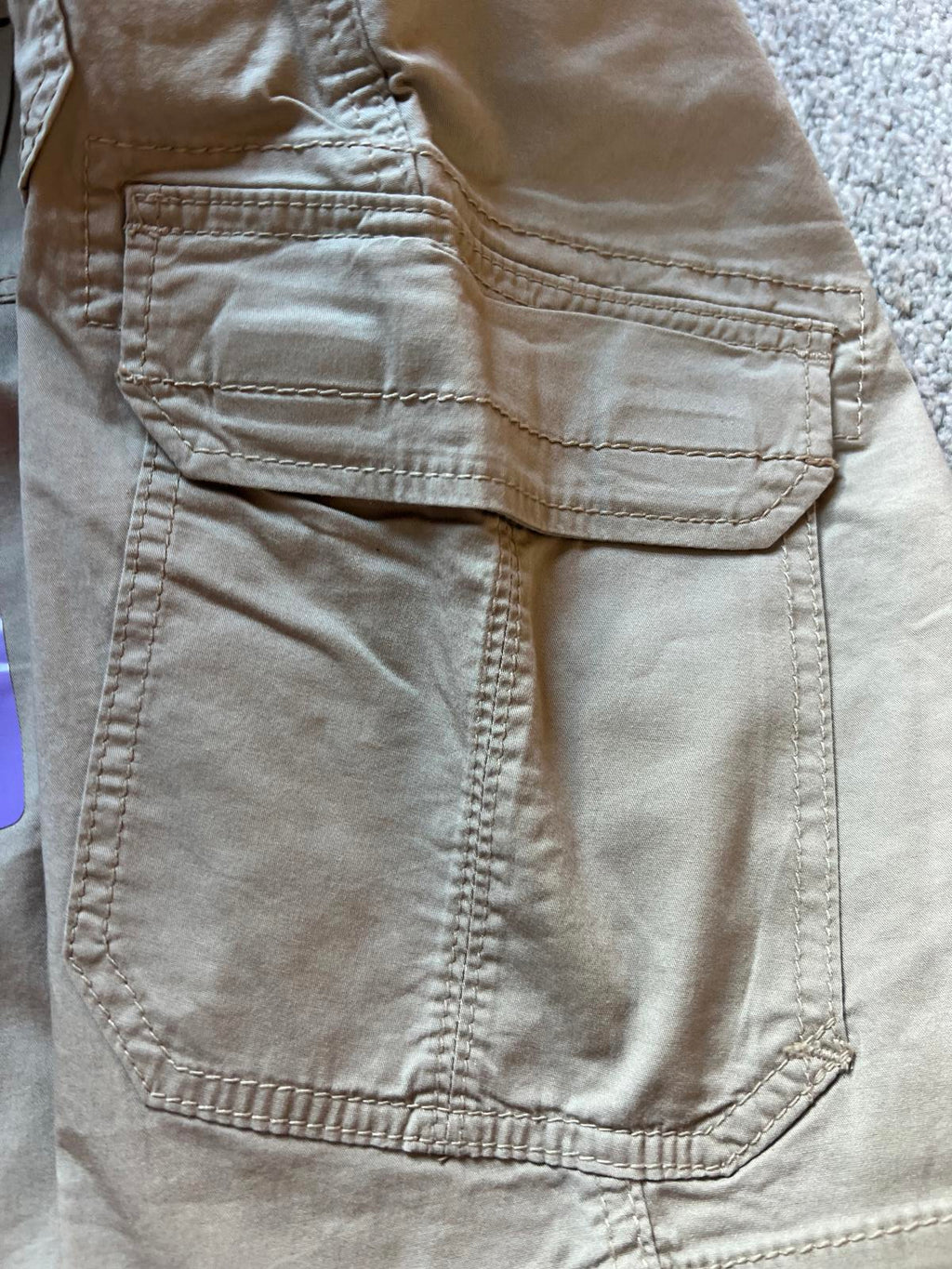 Unionbay tan cargo shorts, size 30” waist