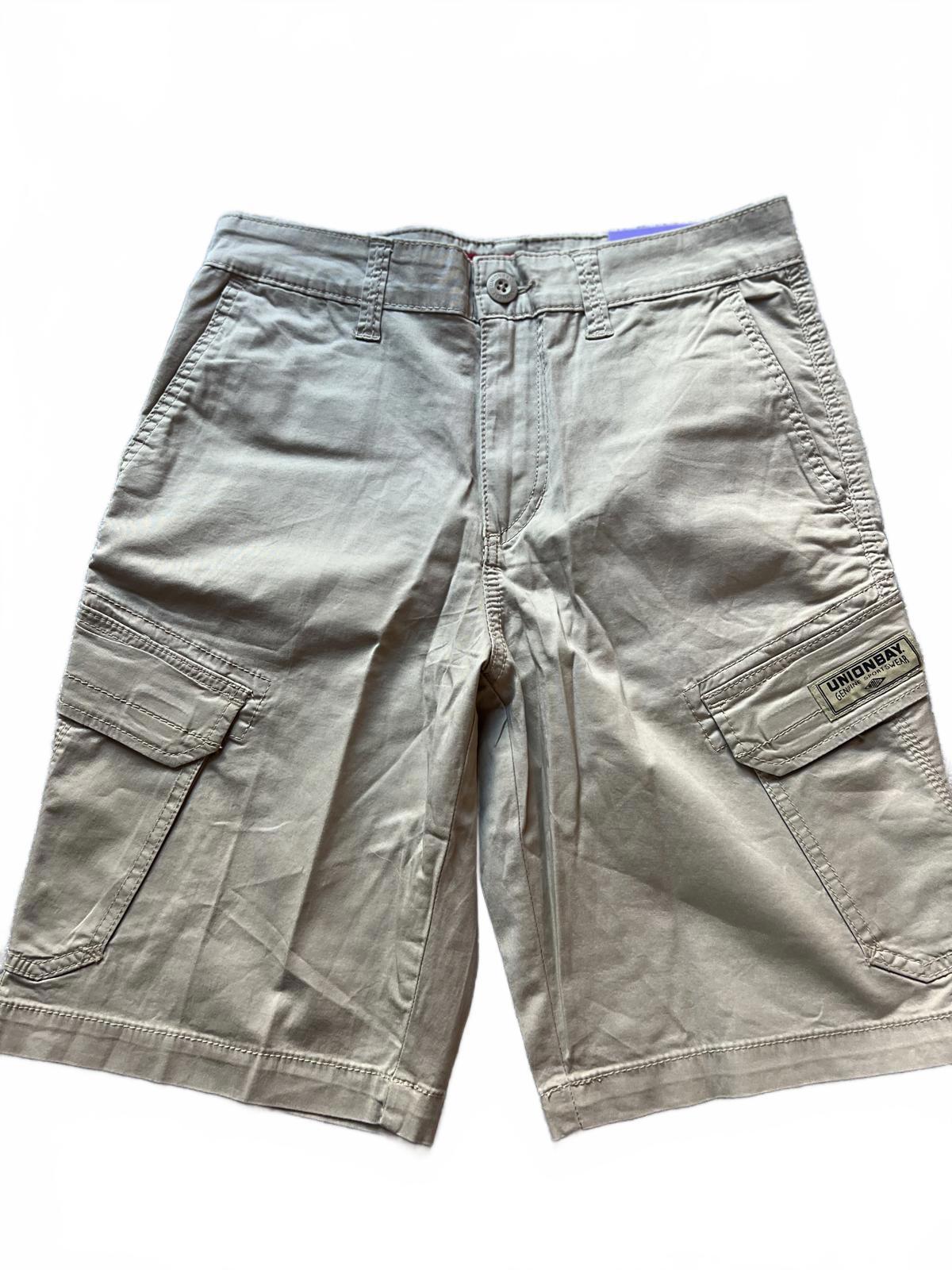 Unionbay tan cargo shorts, size 30” waist