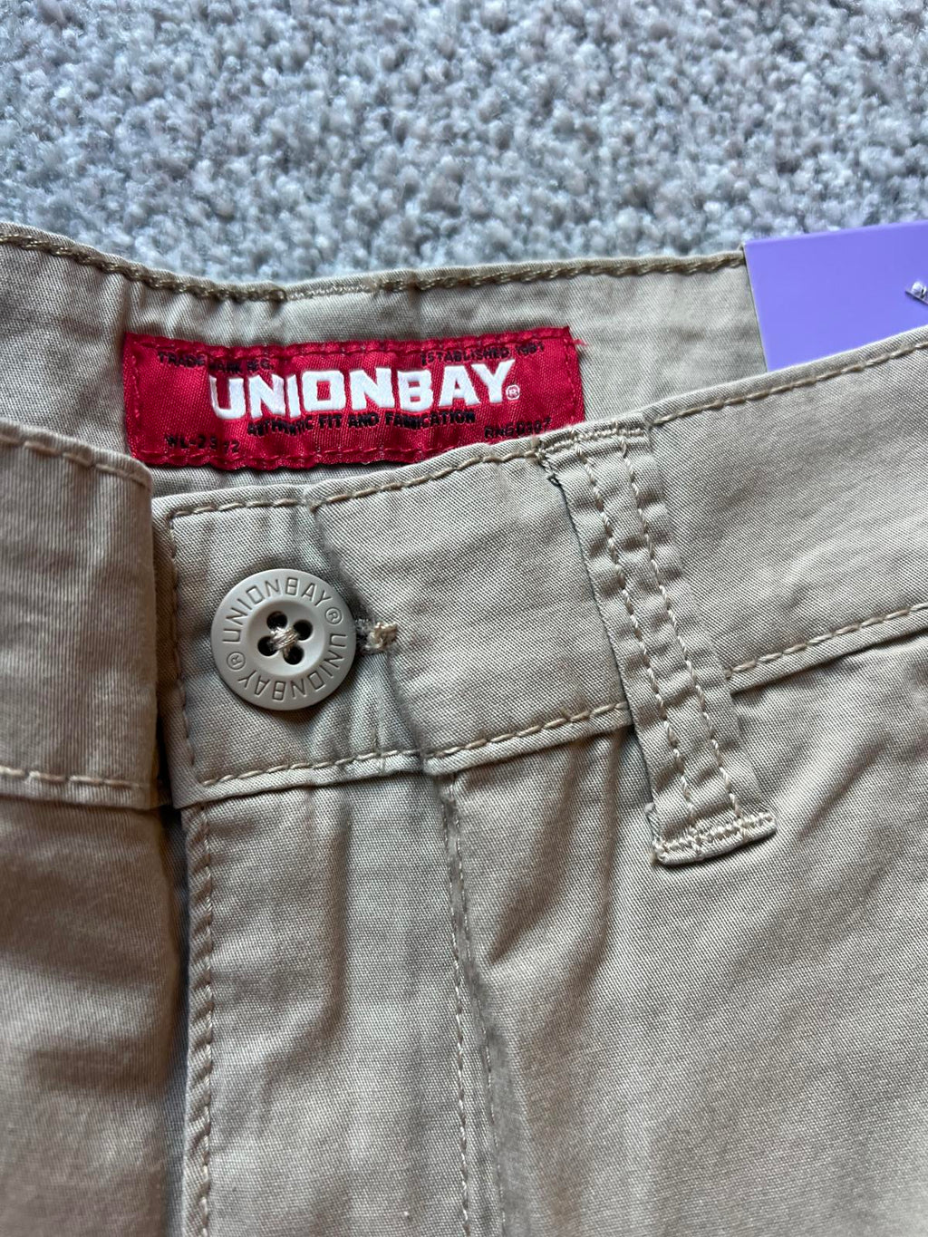 Unionbay tan cargo shorts, size 30” waist