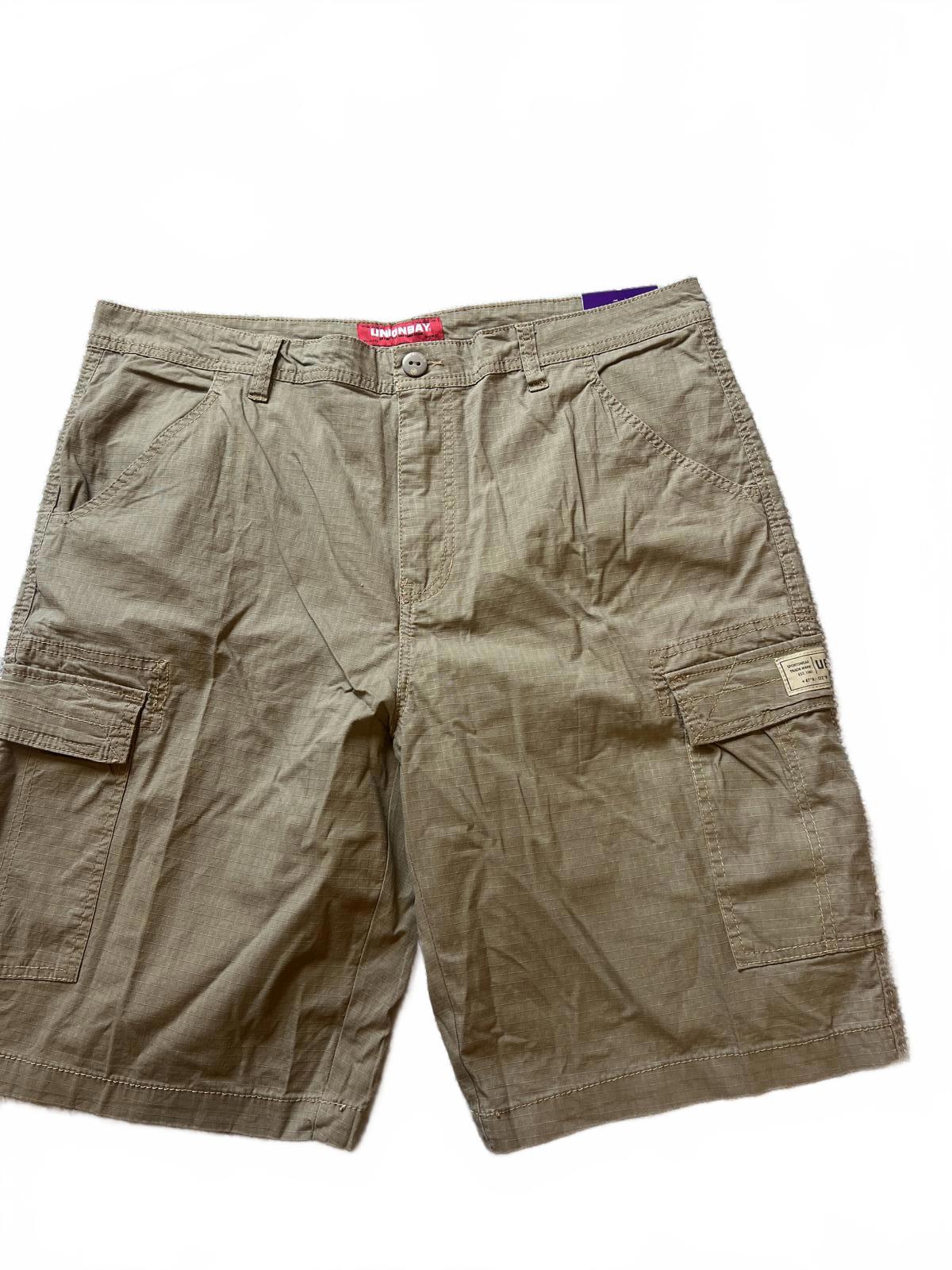 Unionbay tan cargo shorts, size 40” waist