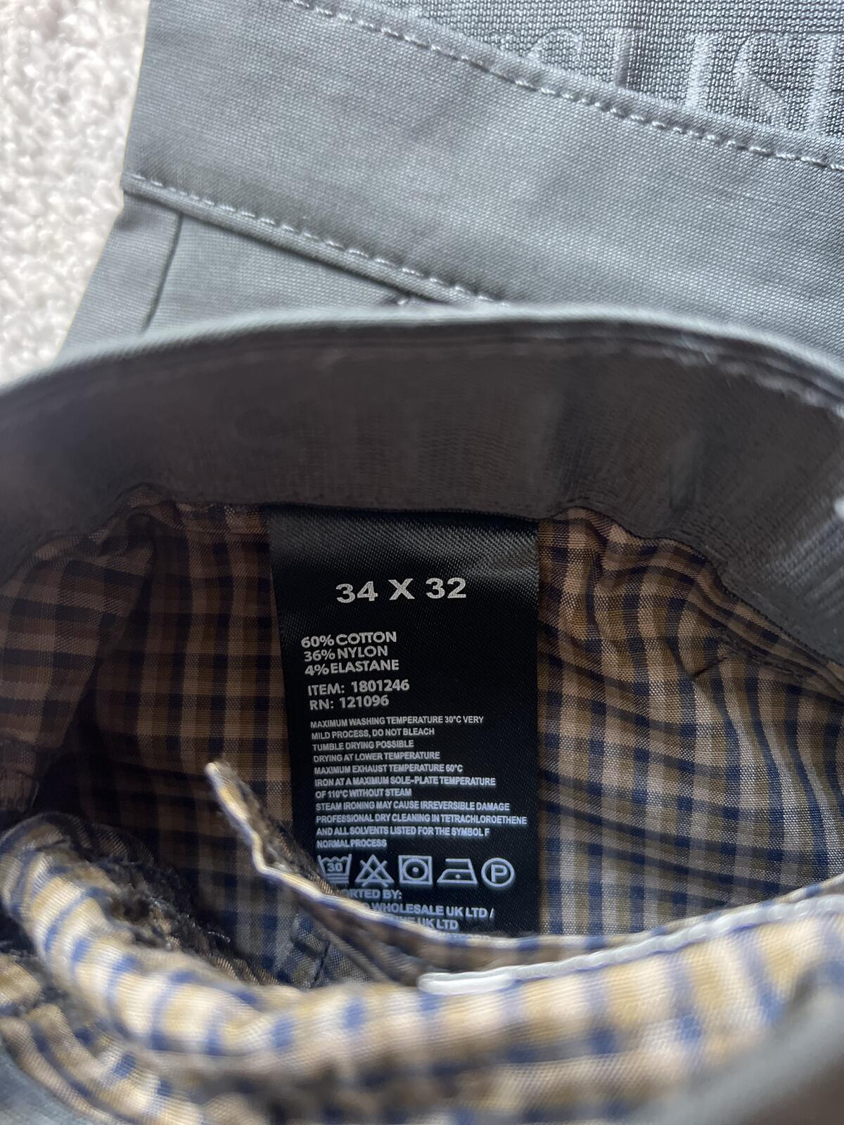 English Laundry Deep Sea flat front chino, size 34” x 32”