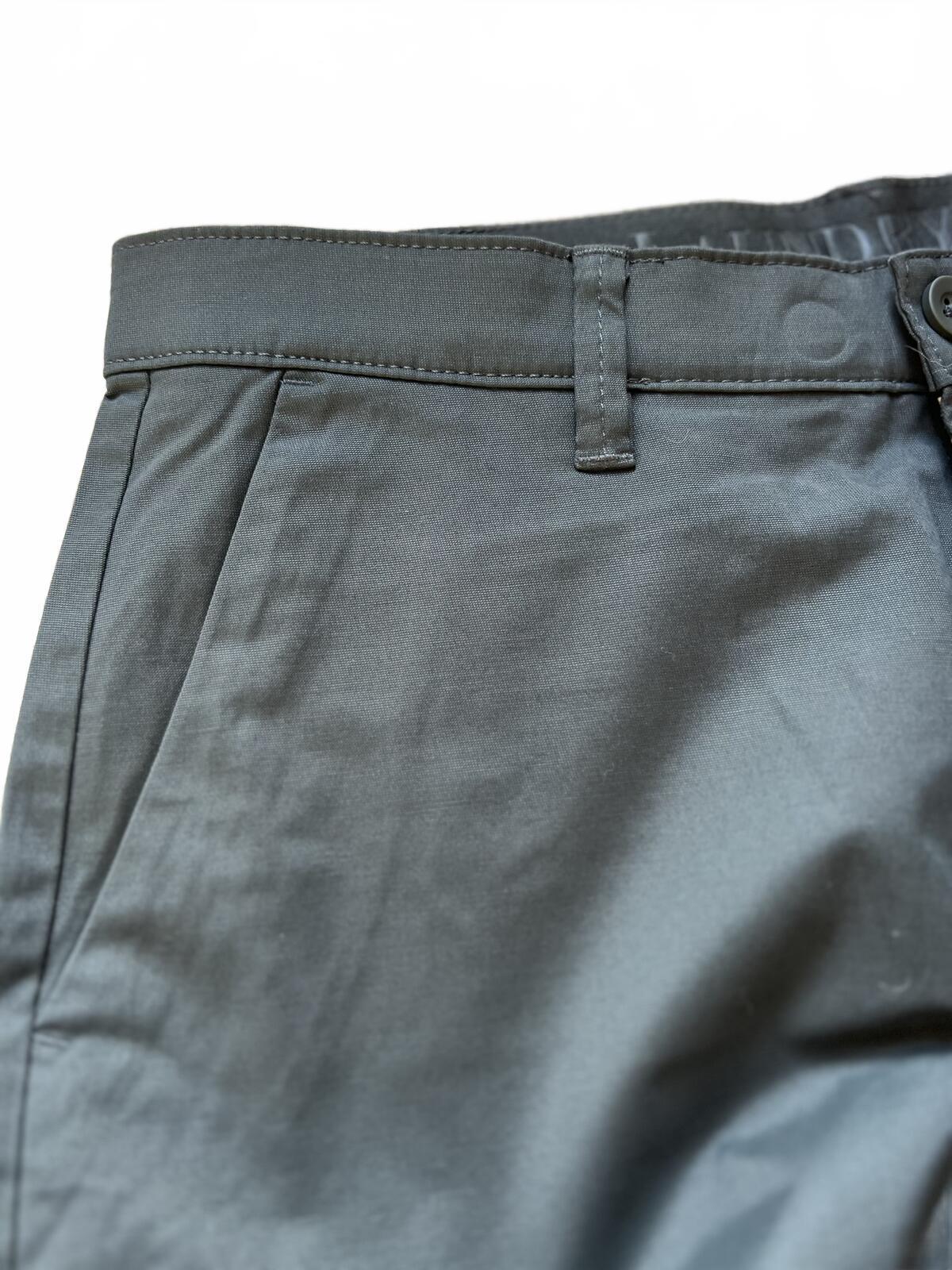 English Laundry deep sea flat front chinos, size 32” x 30”