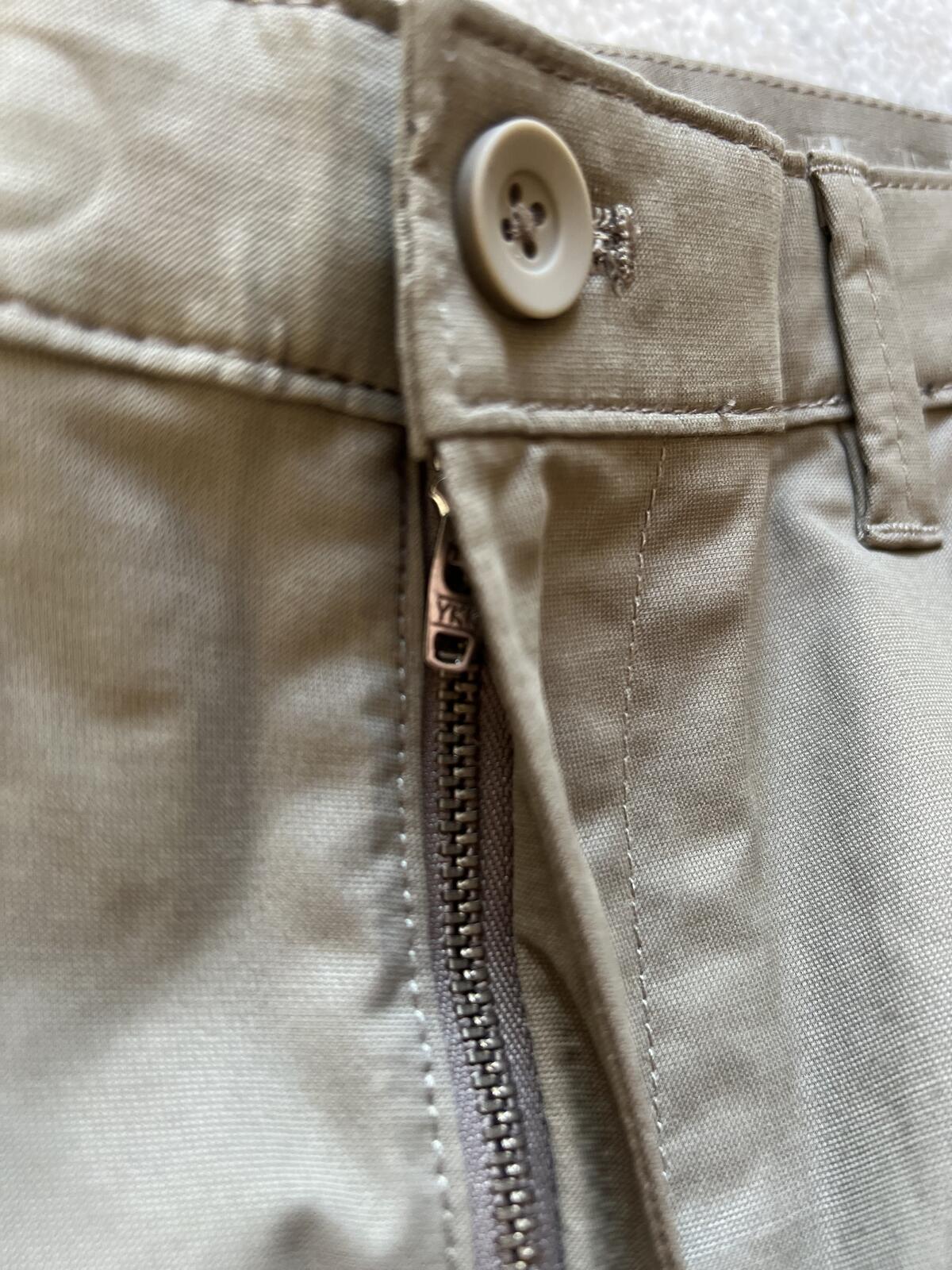 English Laundry mushroom flat front chinos, size 32” x 32”