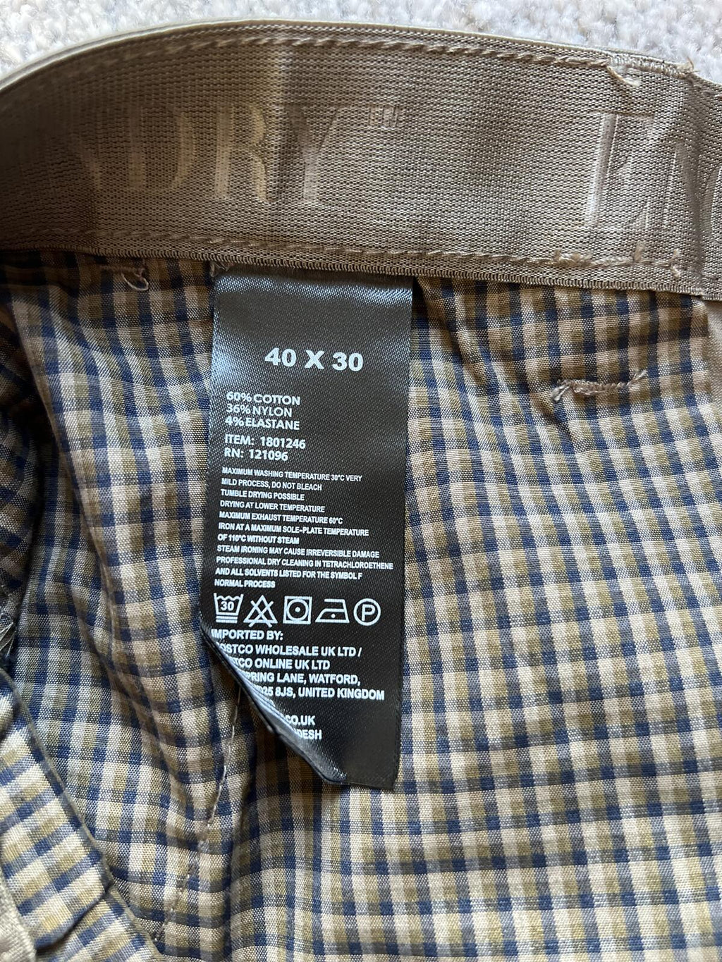 English Laundry khaki flat front chinos, size 40” x 30”