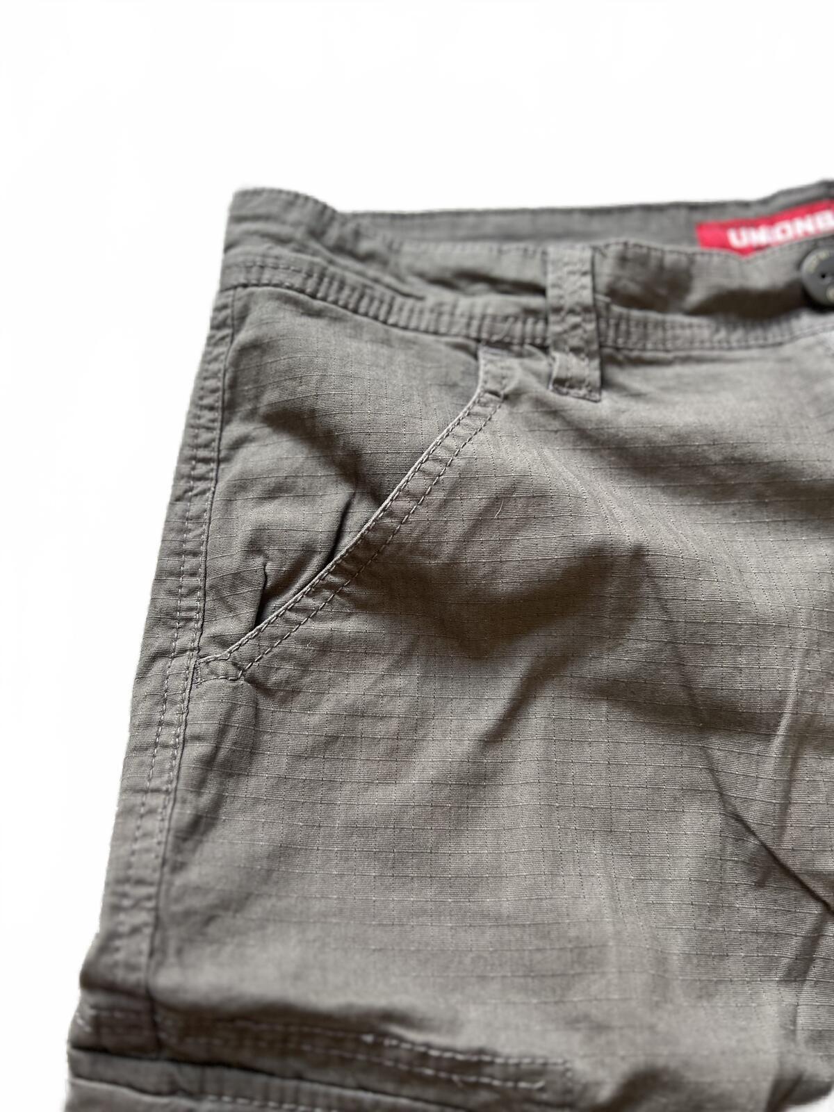 Unionbay grey cargo shorts, size 32” waist