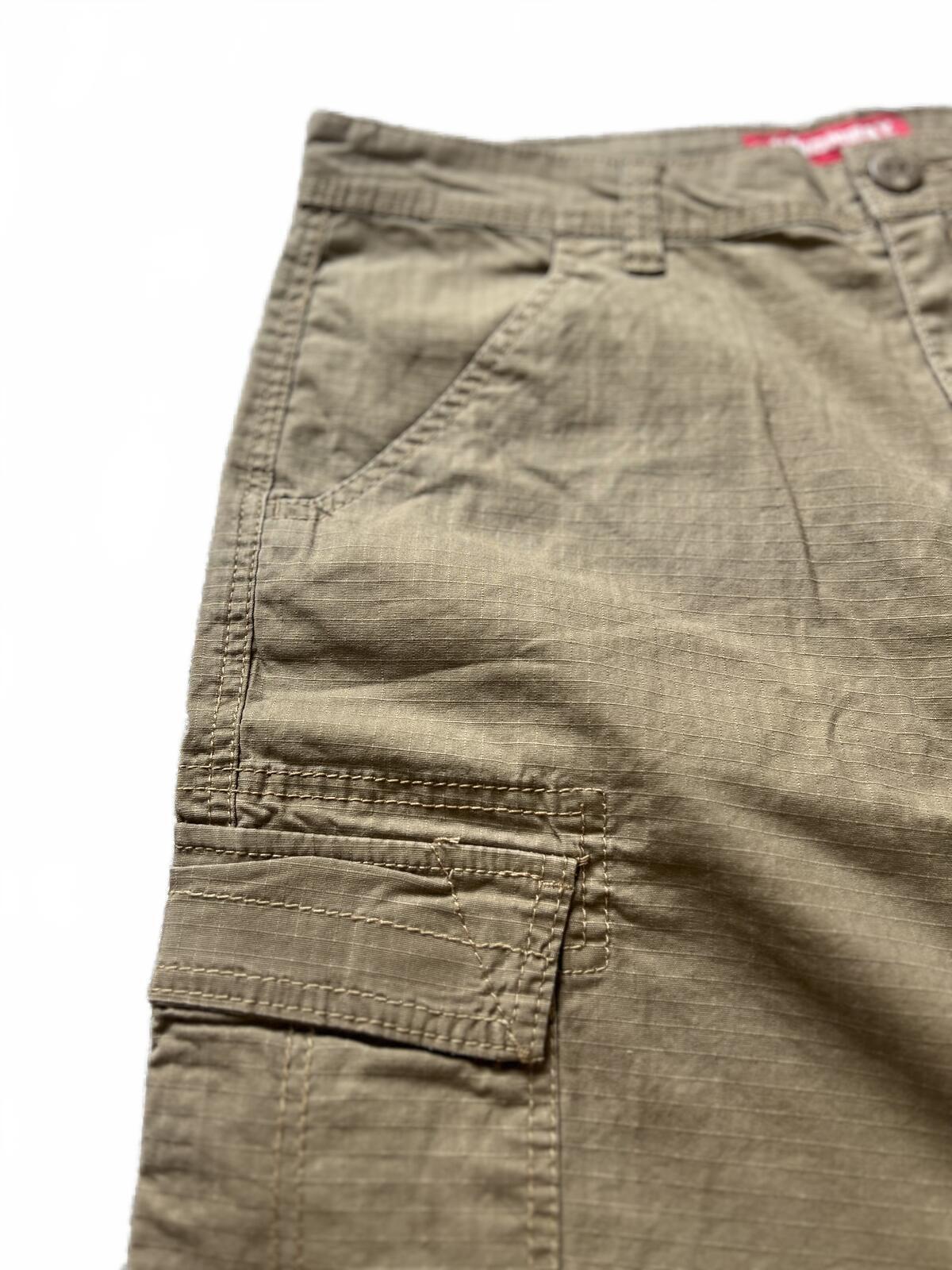 Unionbay tan cargo shorts, size 34” waist