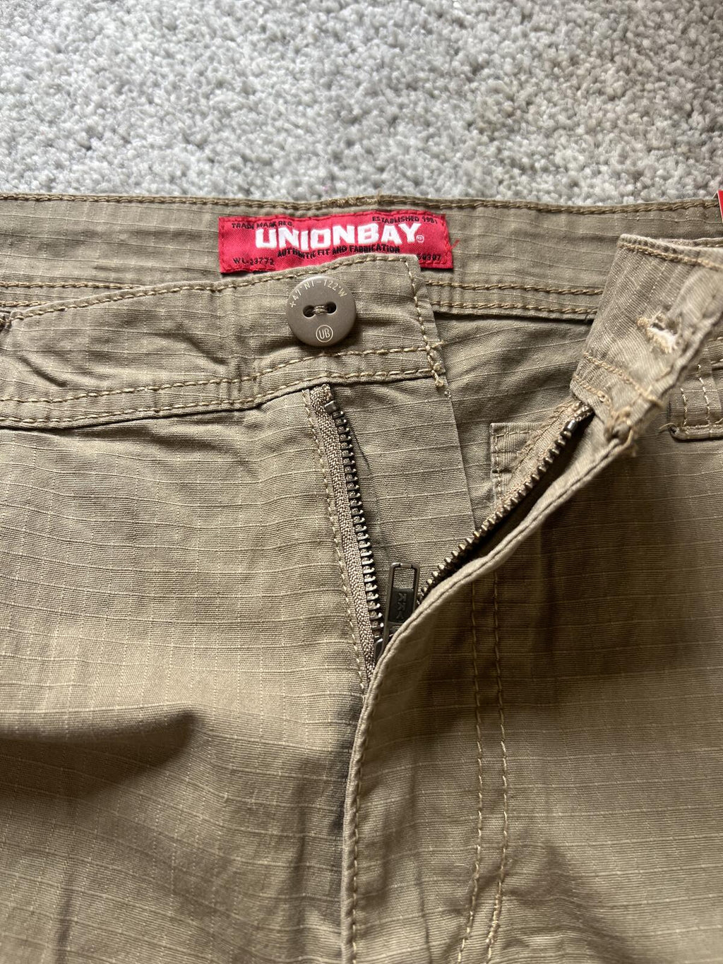 Unionbay tan cargo shorts, size 34” waist