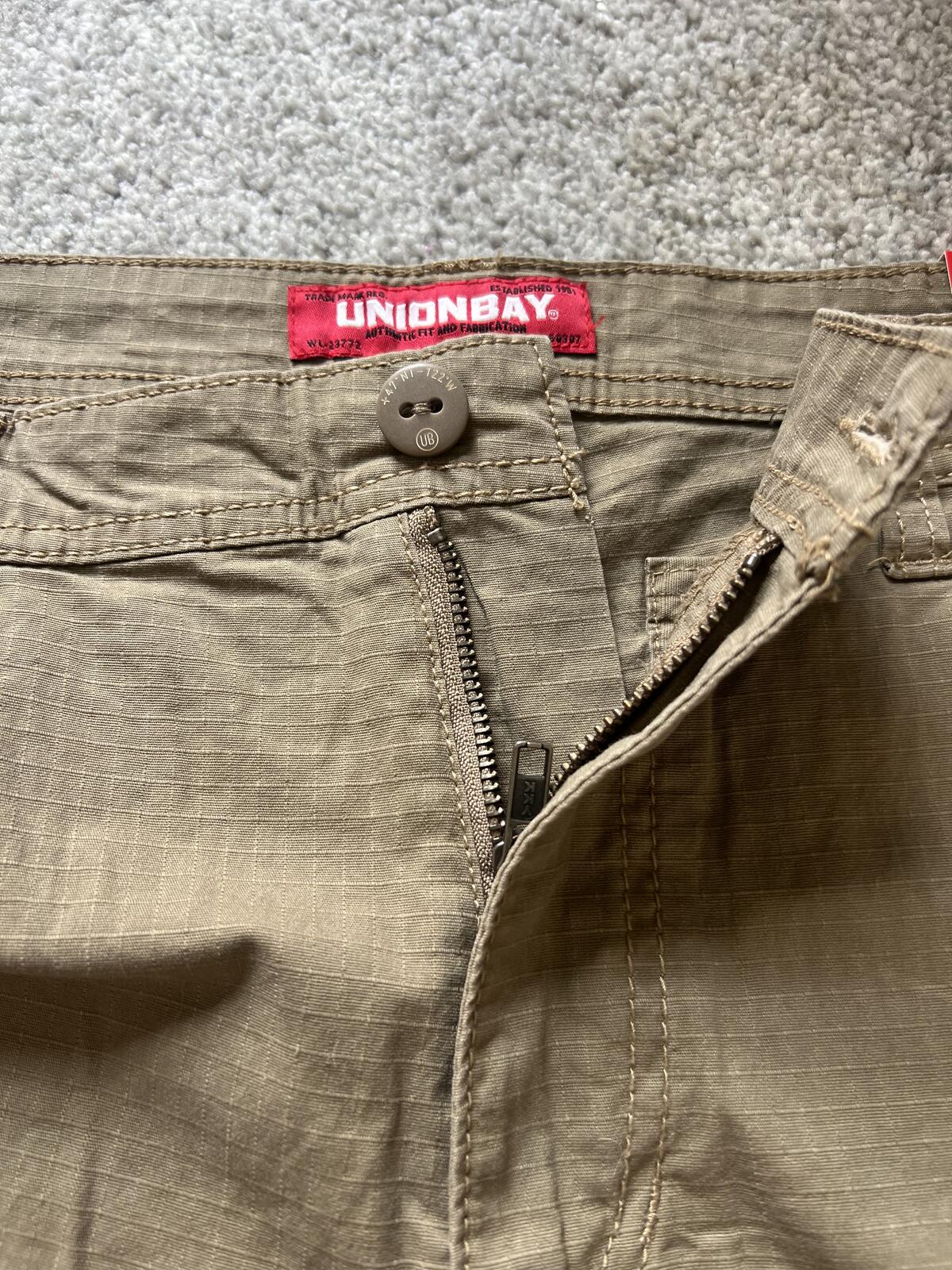 Unionbay tan cargo shorts, size 34” waist