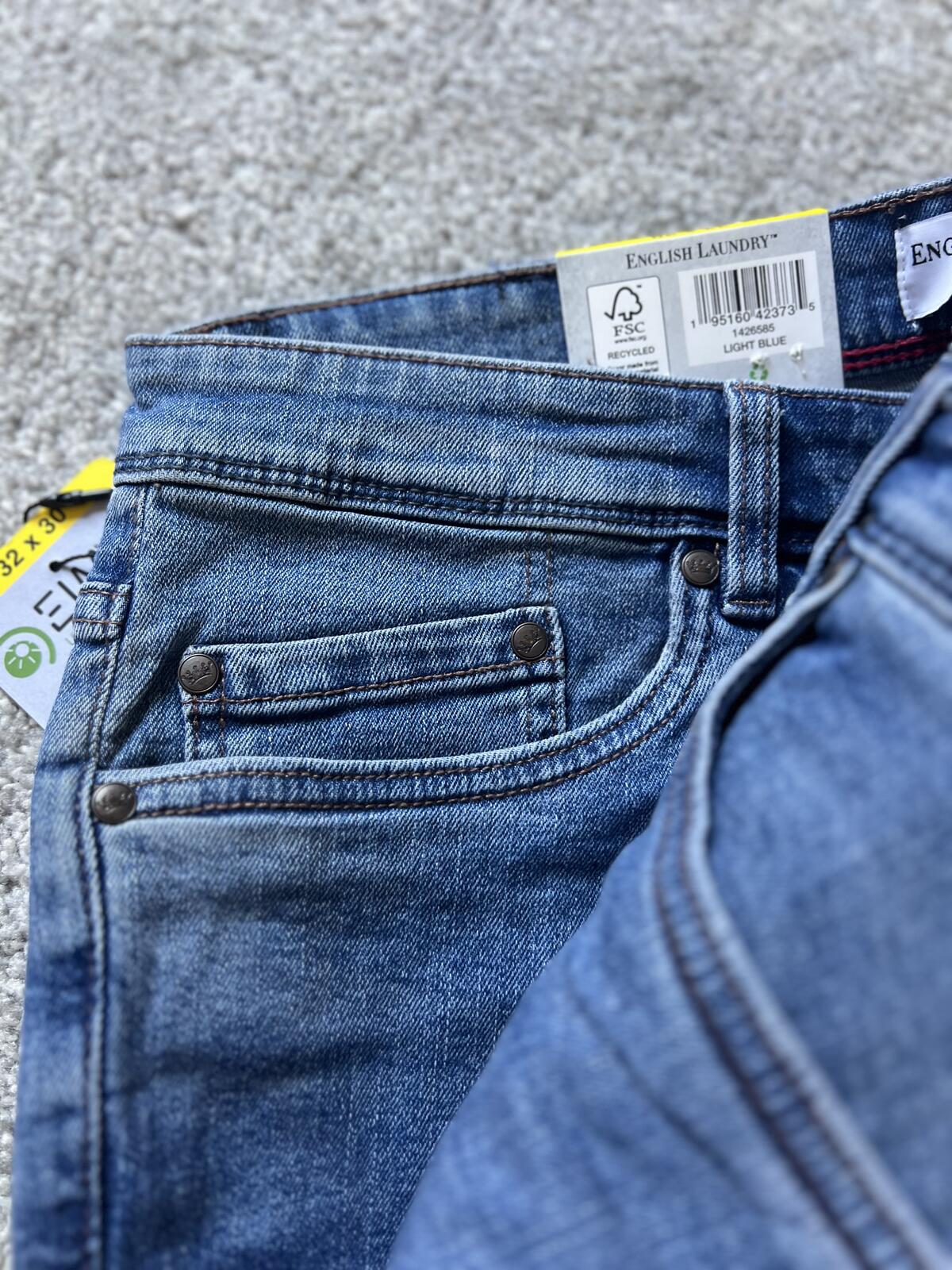 English Laundry light blue jeans, size 32” x 30”