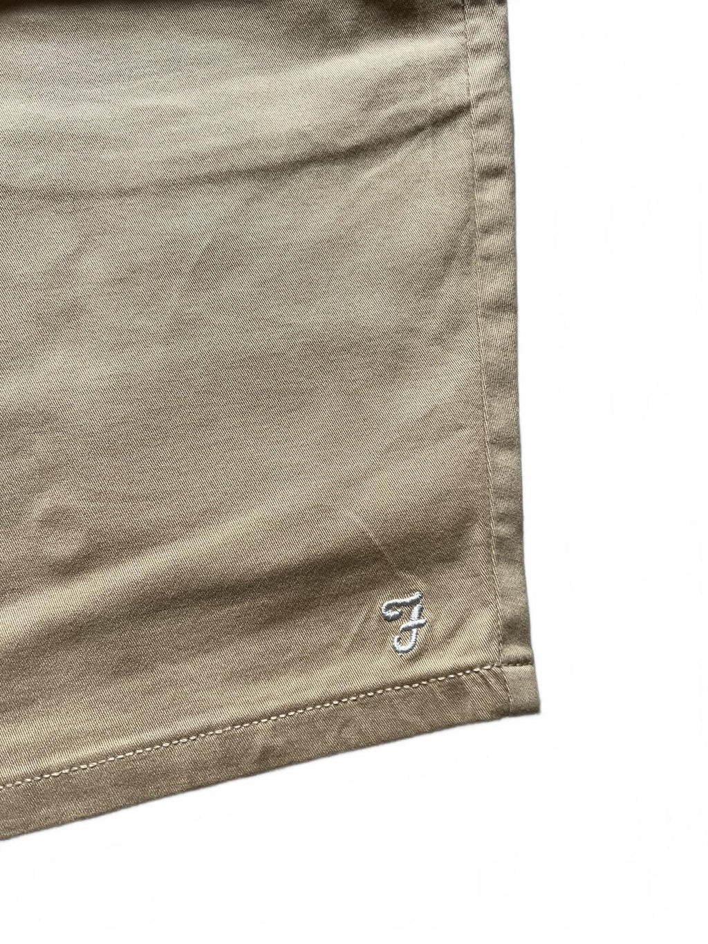 Farah men’s tan chino shorts, size 40” waist