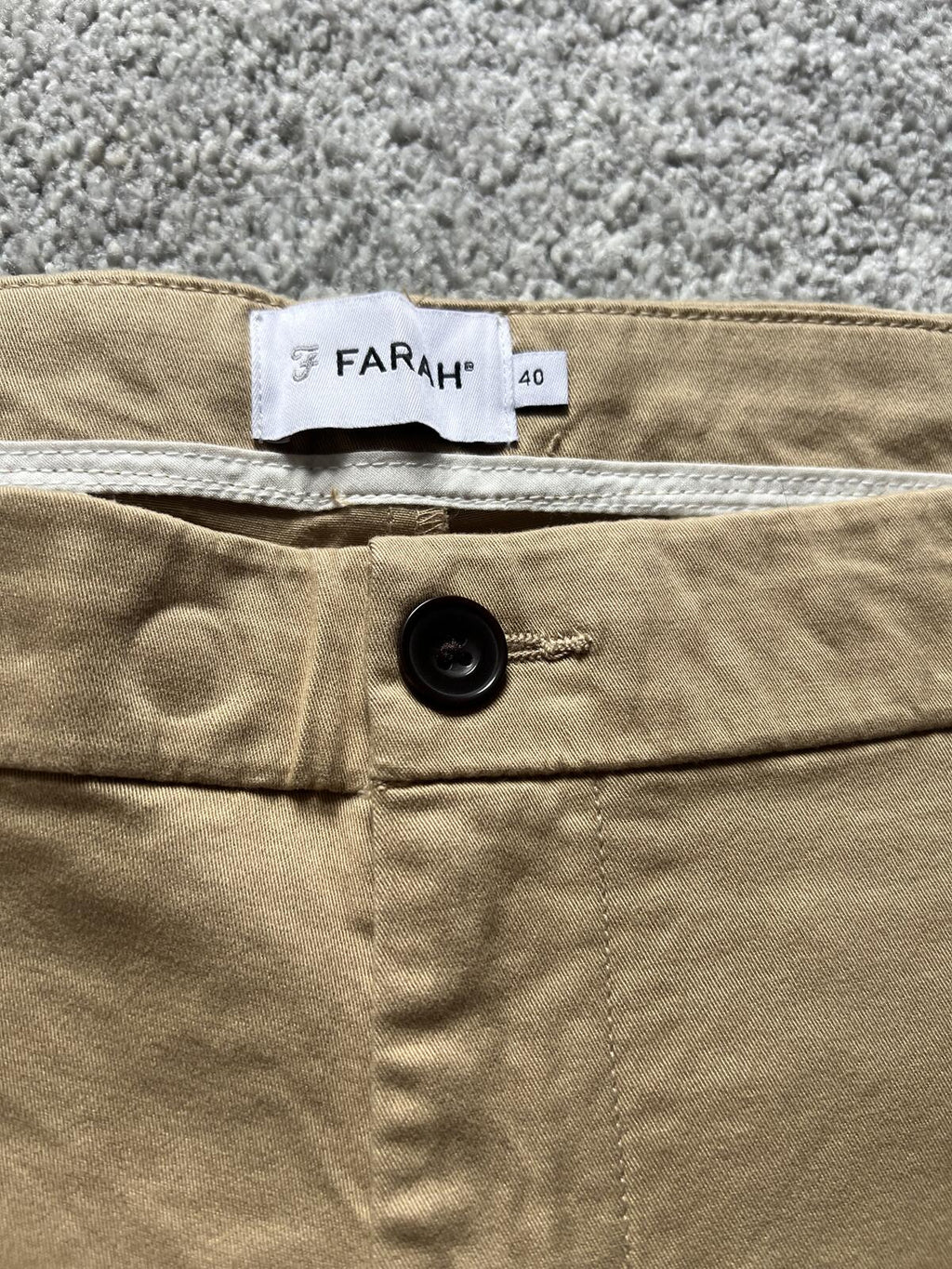 Farah men’s tan chino shorts, size 40” waist