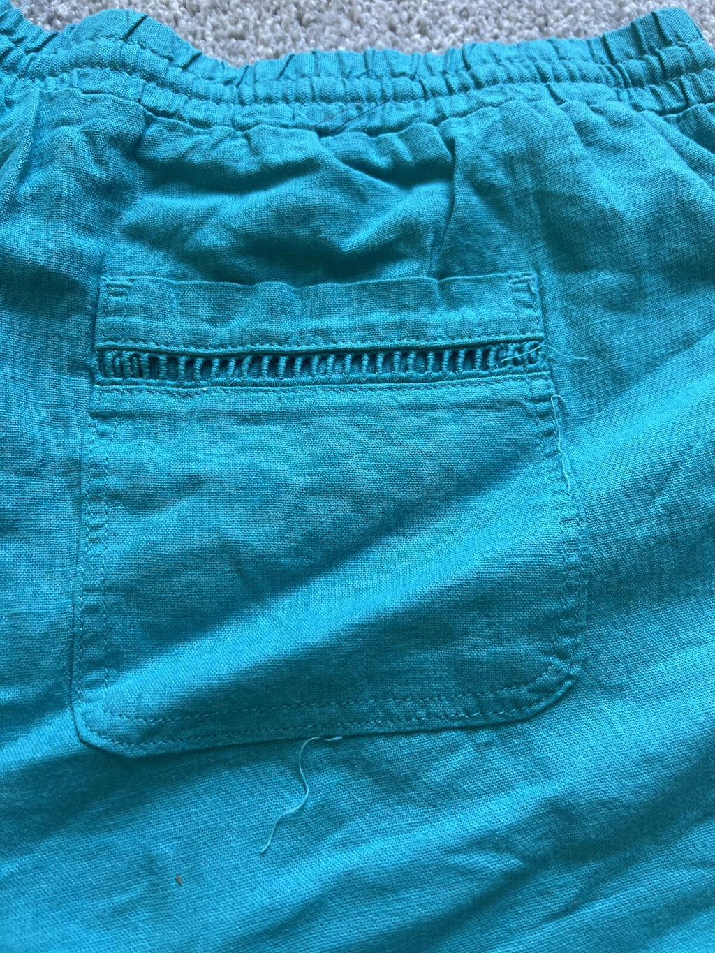 Ladies teal mid rise shorts, size XL
