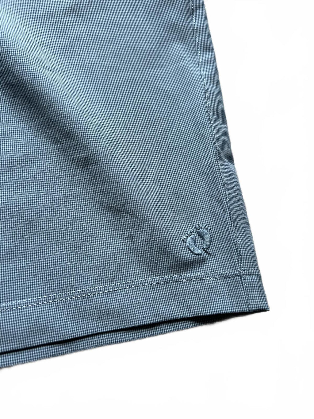 Hang Ten blue chino shorts, size 40” waist