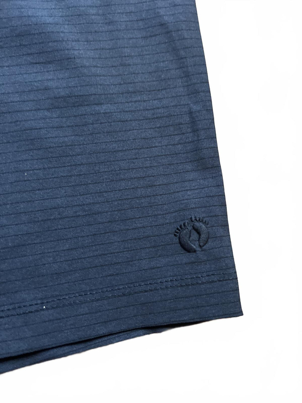 Hang Ten navy chino shorts, size 32” waist