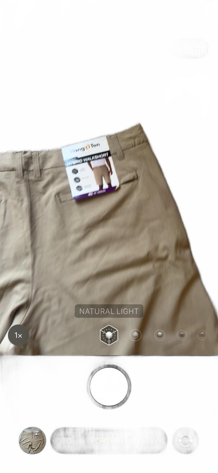 Hang Ten tan chino shorts, size 40” waist