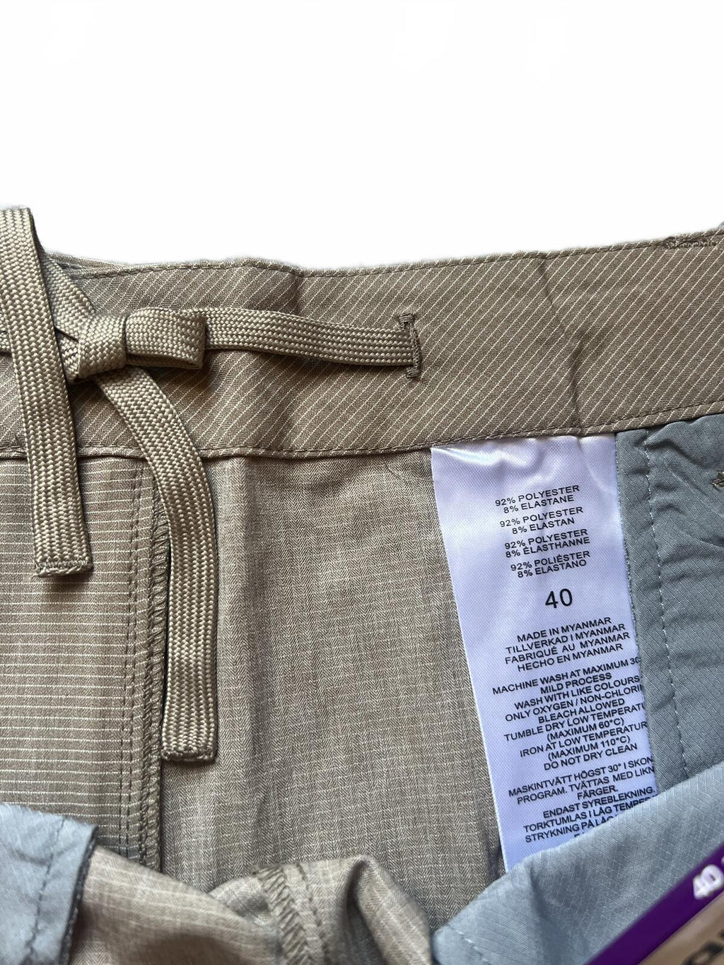 Hang Ten tan chino shorts, size 40” waist