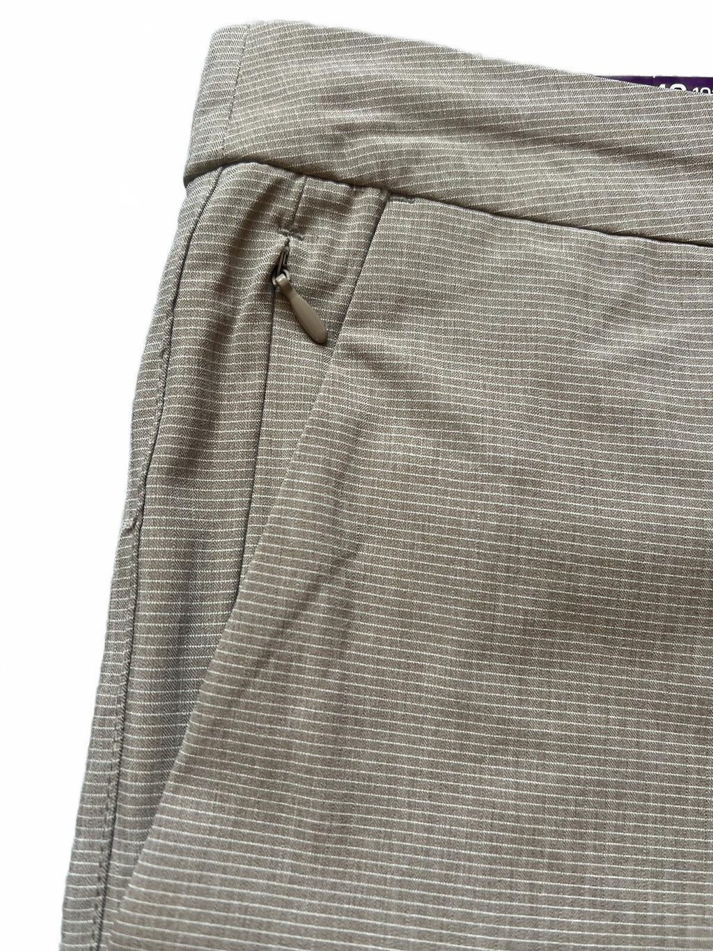 Hang Ten tan chino shorts, size 40” waist
