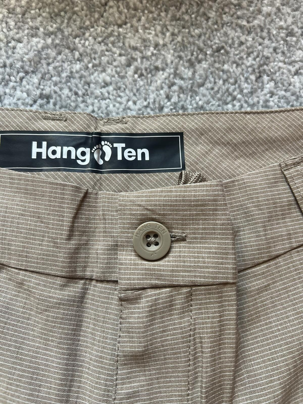Hang Ten tan chino shorts, size 40” waist