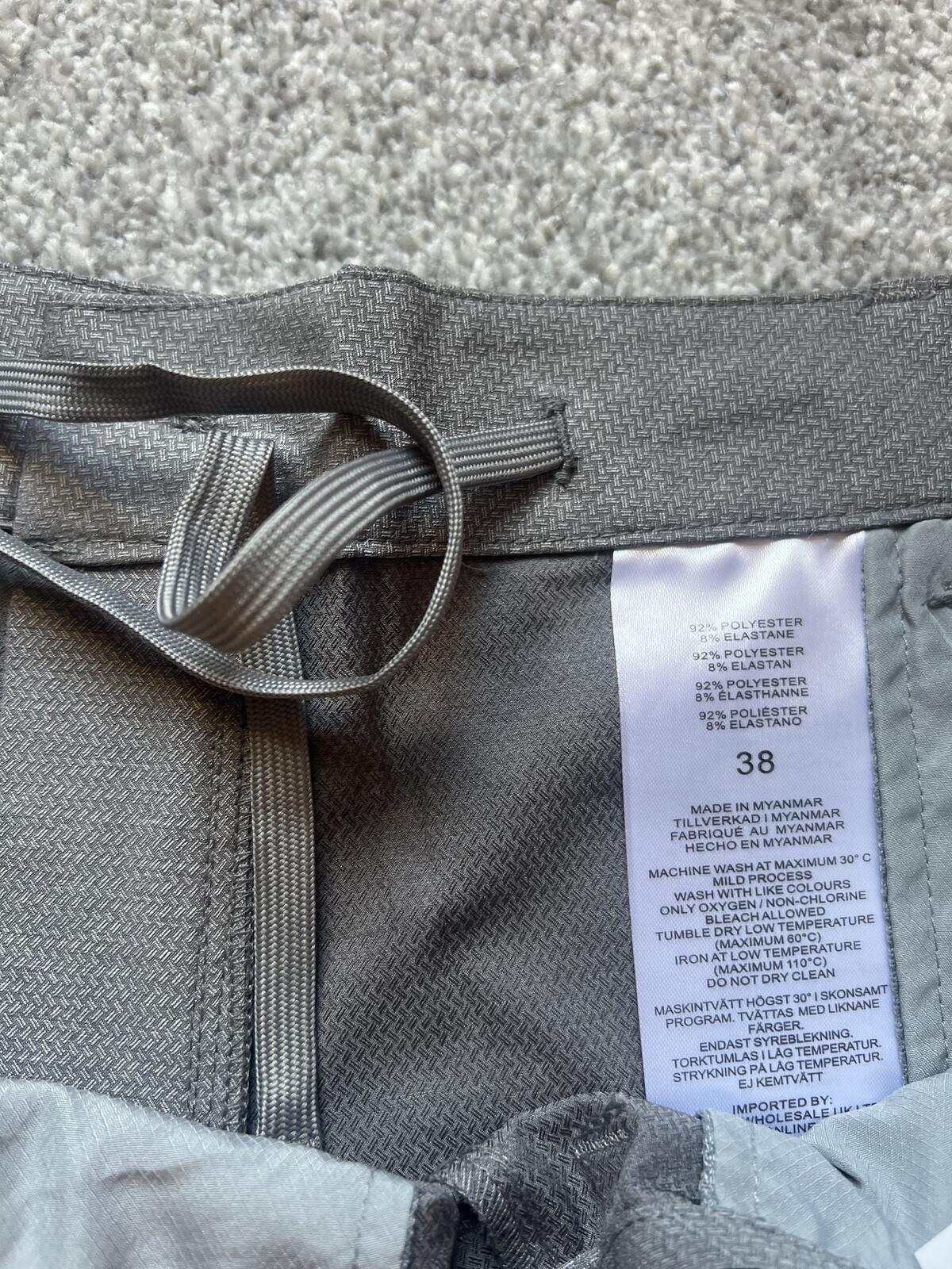 Hang Ten grey chino shorts, size 38” waist