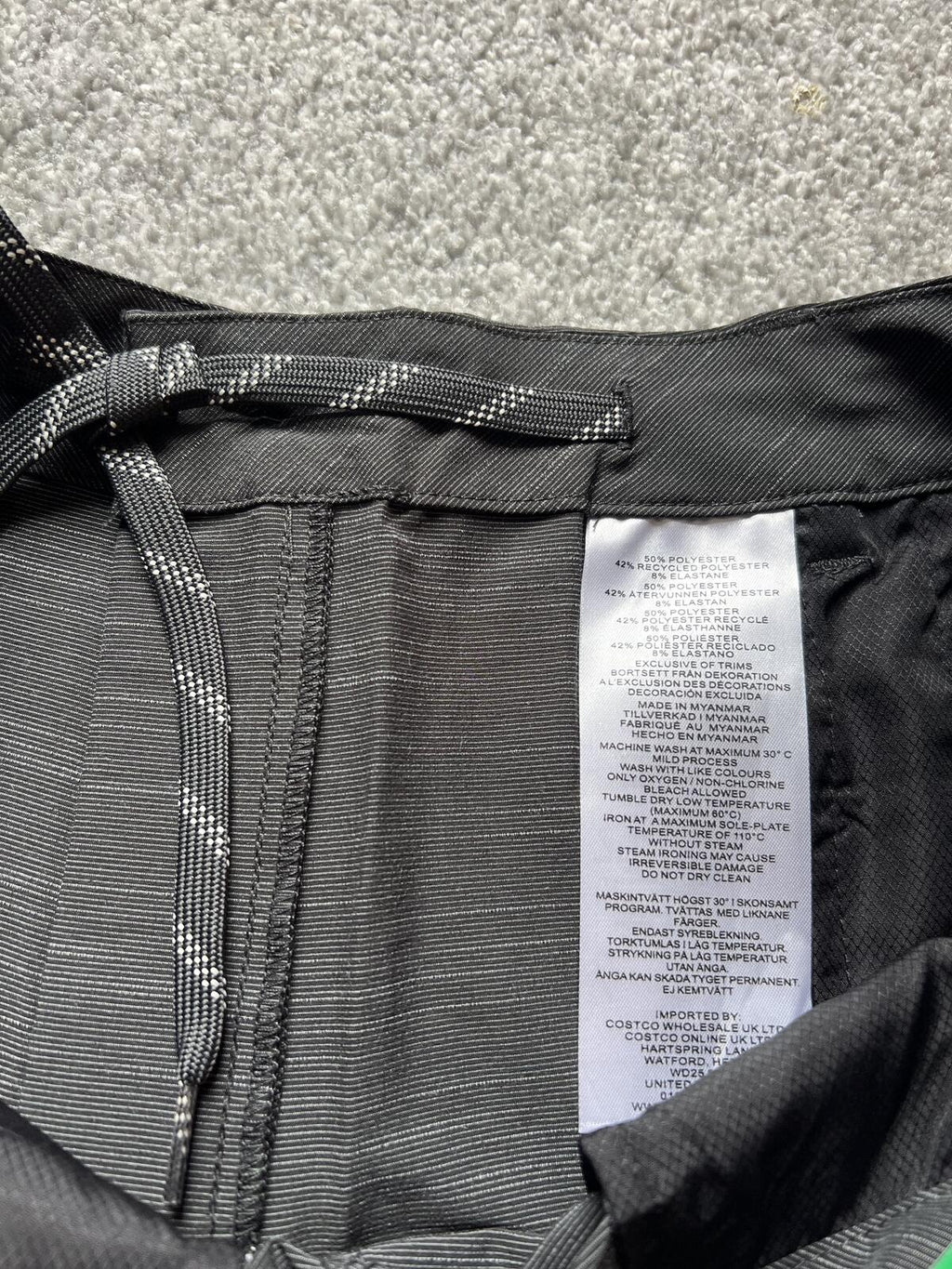 Hang Ten black chino shorts, size 38” waist