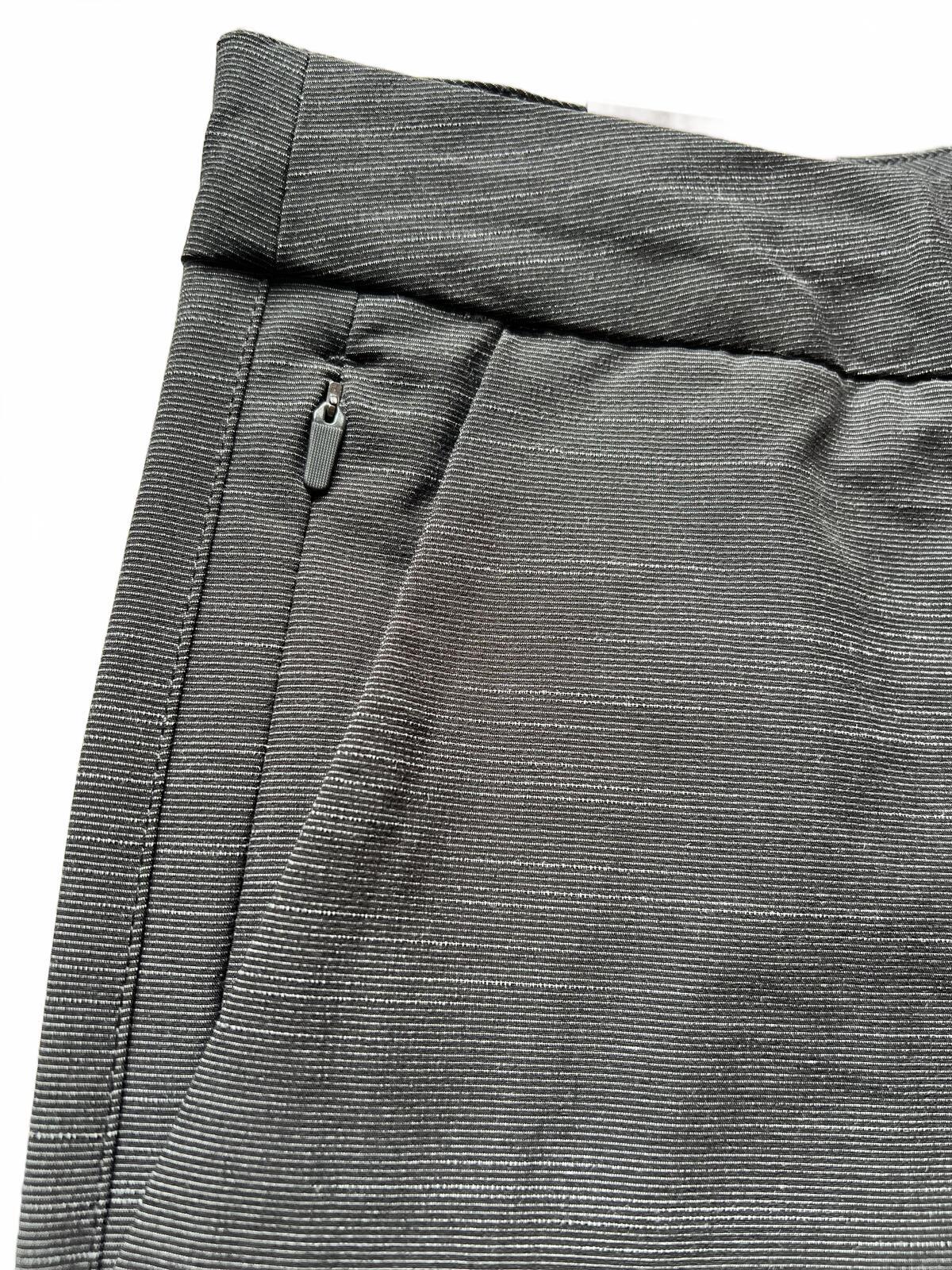 Hang Ten black chino shorts, size 38” waist