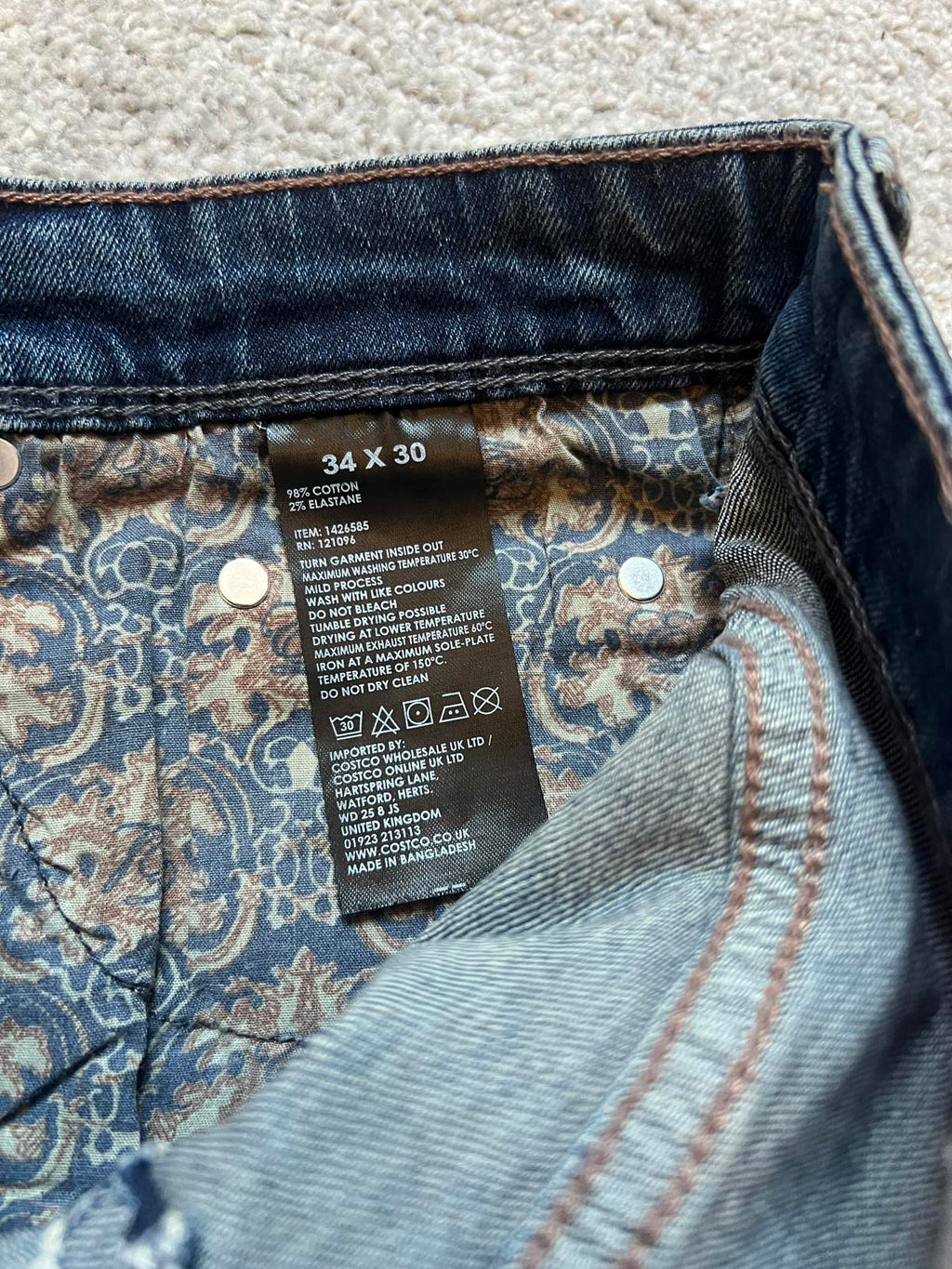 English Laundry Tinted Rinse Jeans, size 34” x 30”