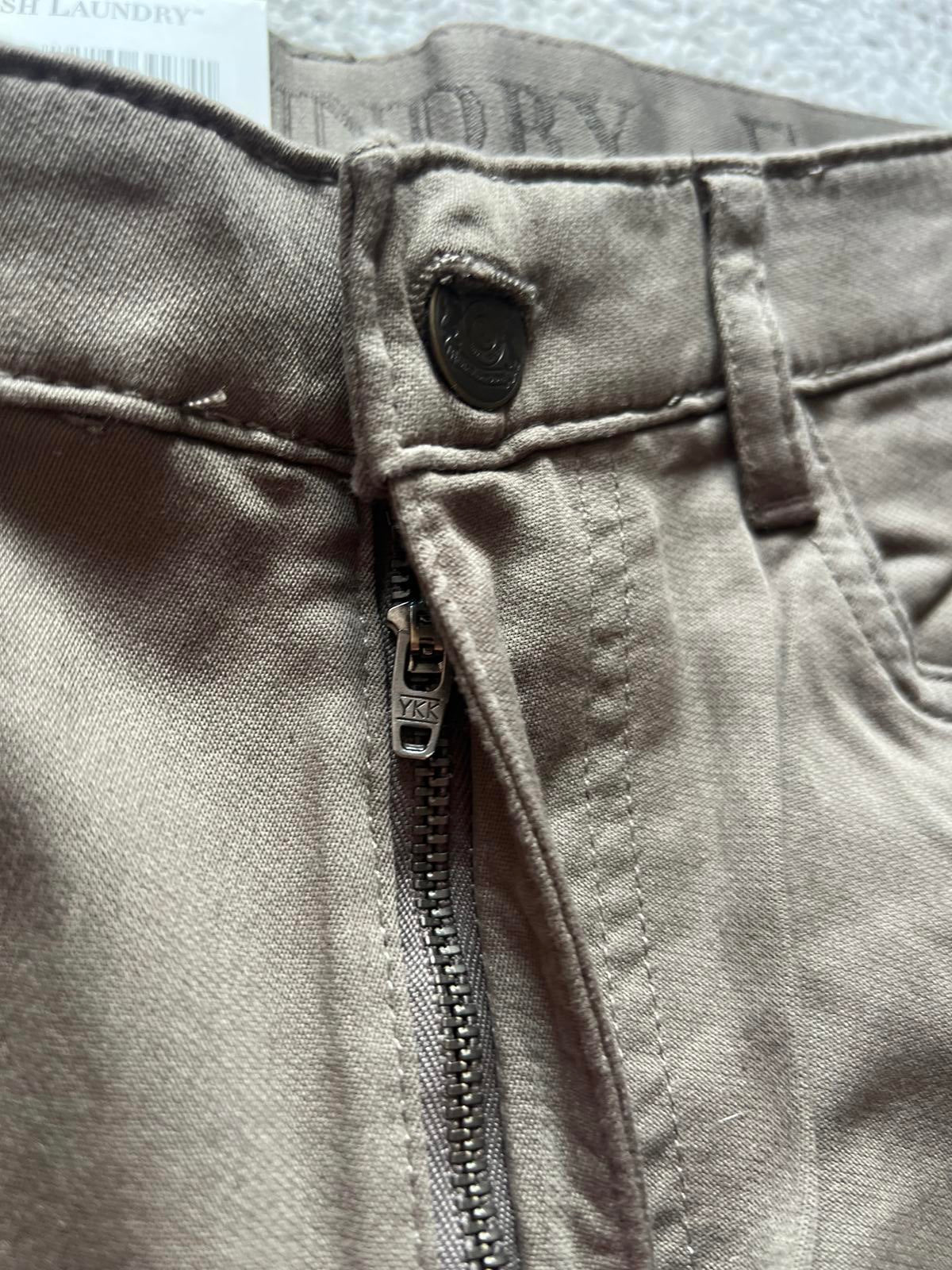 English Laundry tan 5-pocket chinos, size 32” x 30”