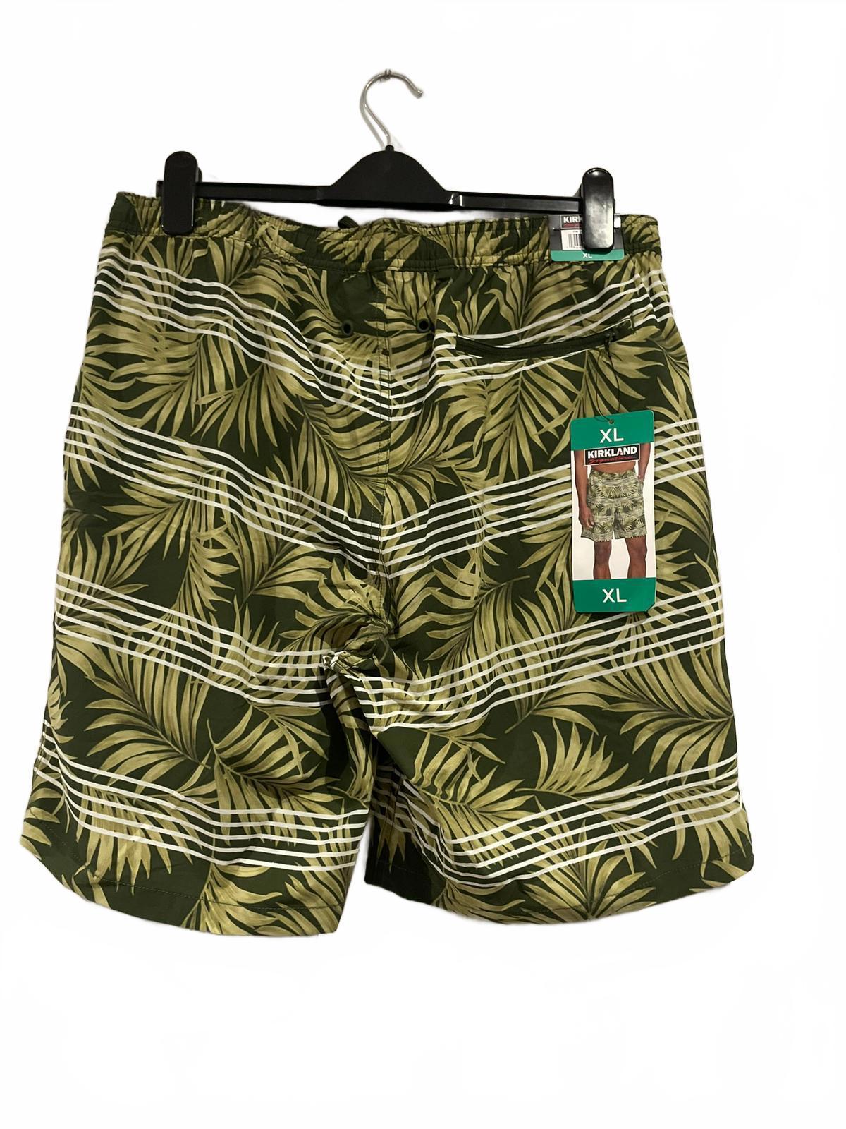 Kirkland men’s green patterned swim shorts, size XL