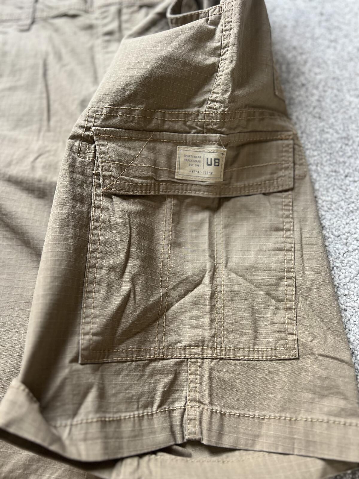 Unionbay tan cargo shorts, size 34” waist